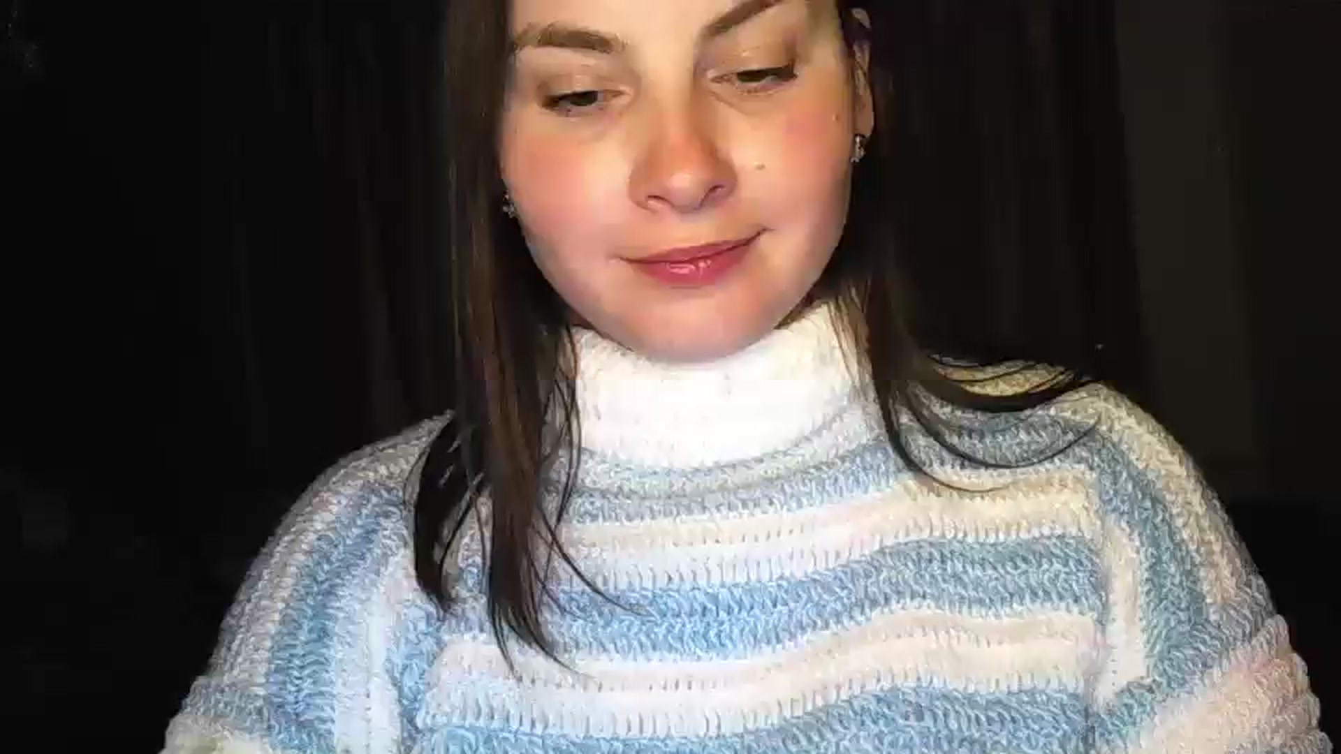 Gallery image thumbnail from MisssLove_is's myfreecams stream on, 12/25/2024, 23:23 image 1 of 20