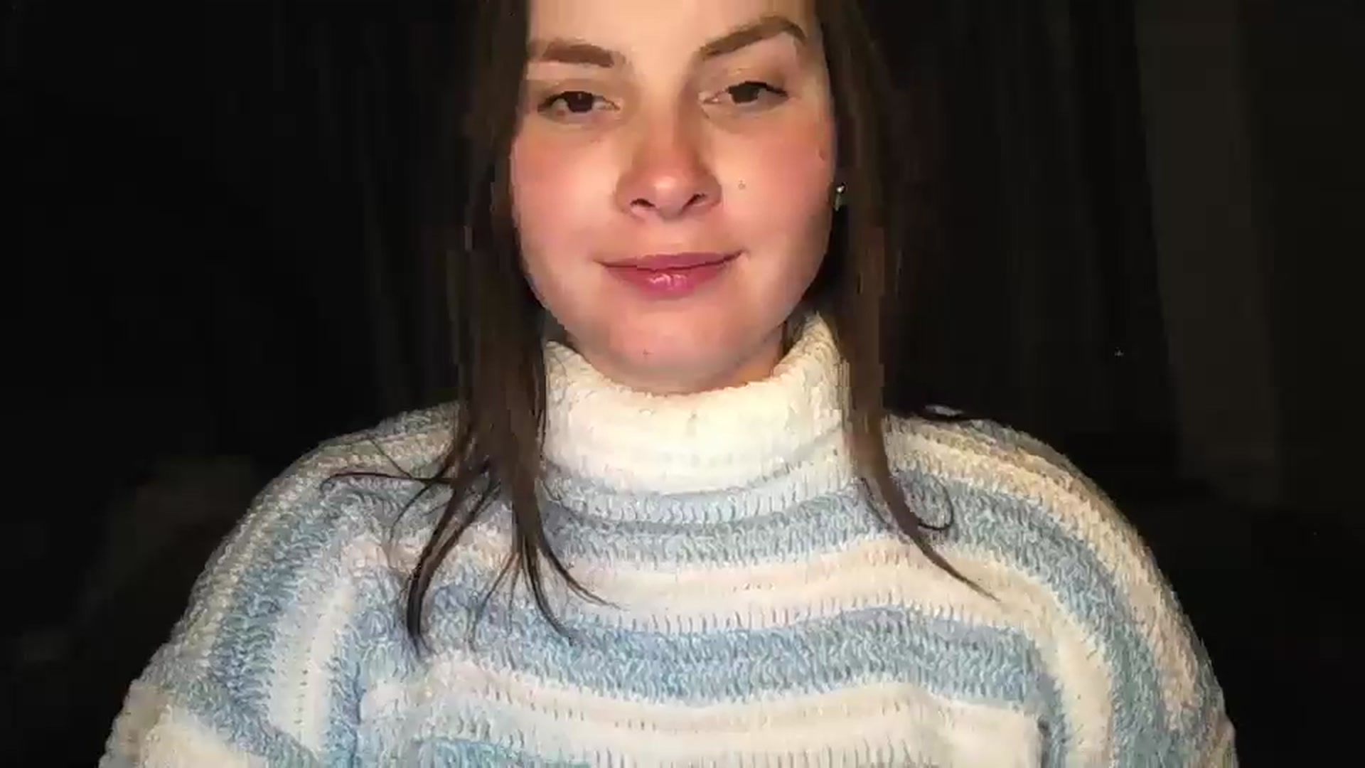 Gallery image thumbnail from MisssLove_is's myfreecams stream on, 12/25/2024, 23:23 image 2 of 20