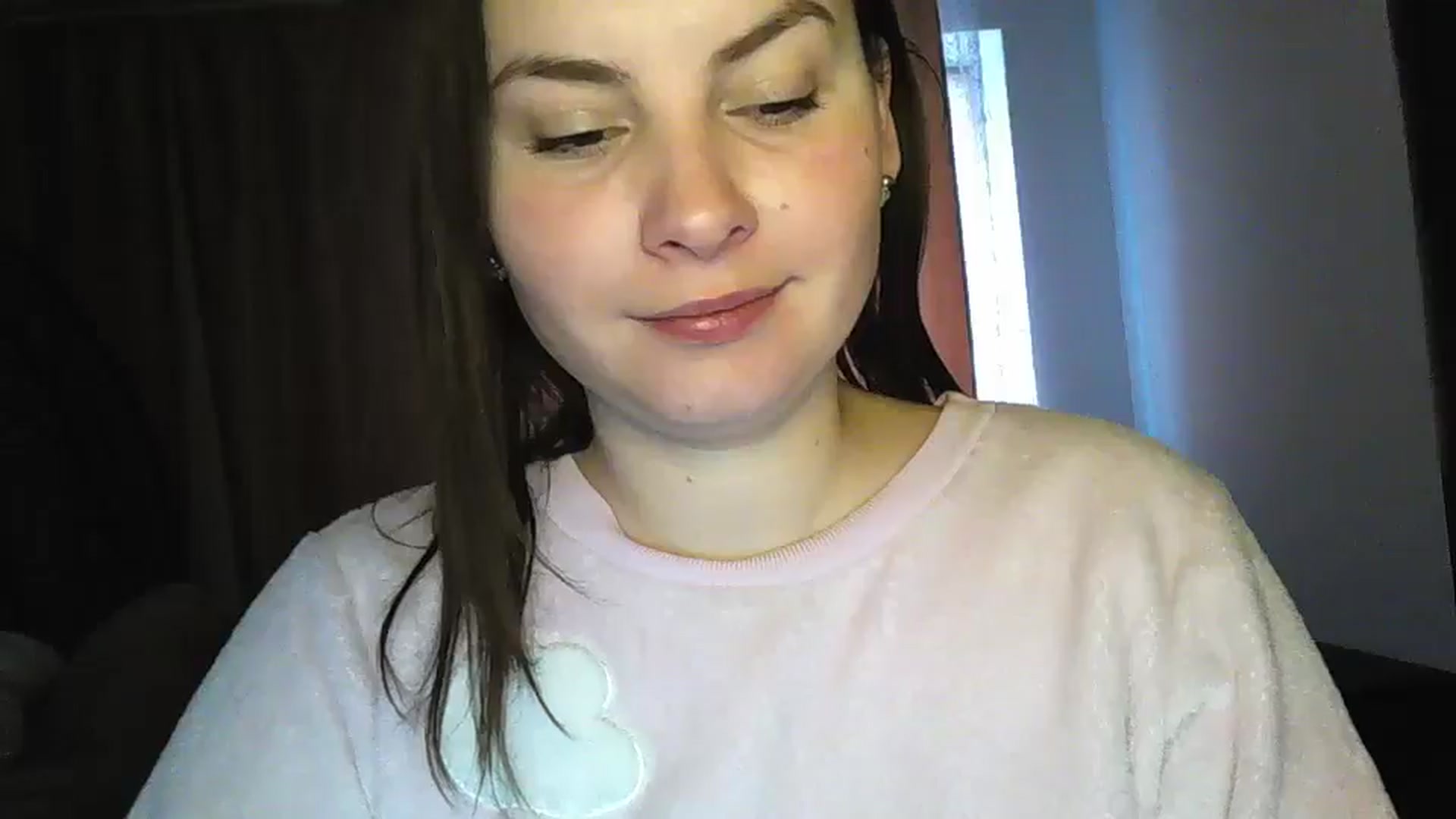 Gallery image thumbnail from MisssLove_is's myfreecams stream on, 12/26/2024, 13:13 image 5 of 20