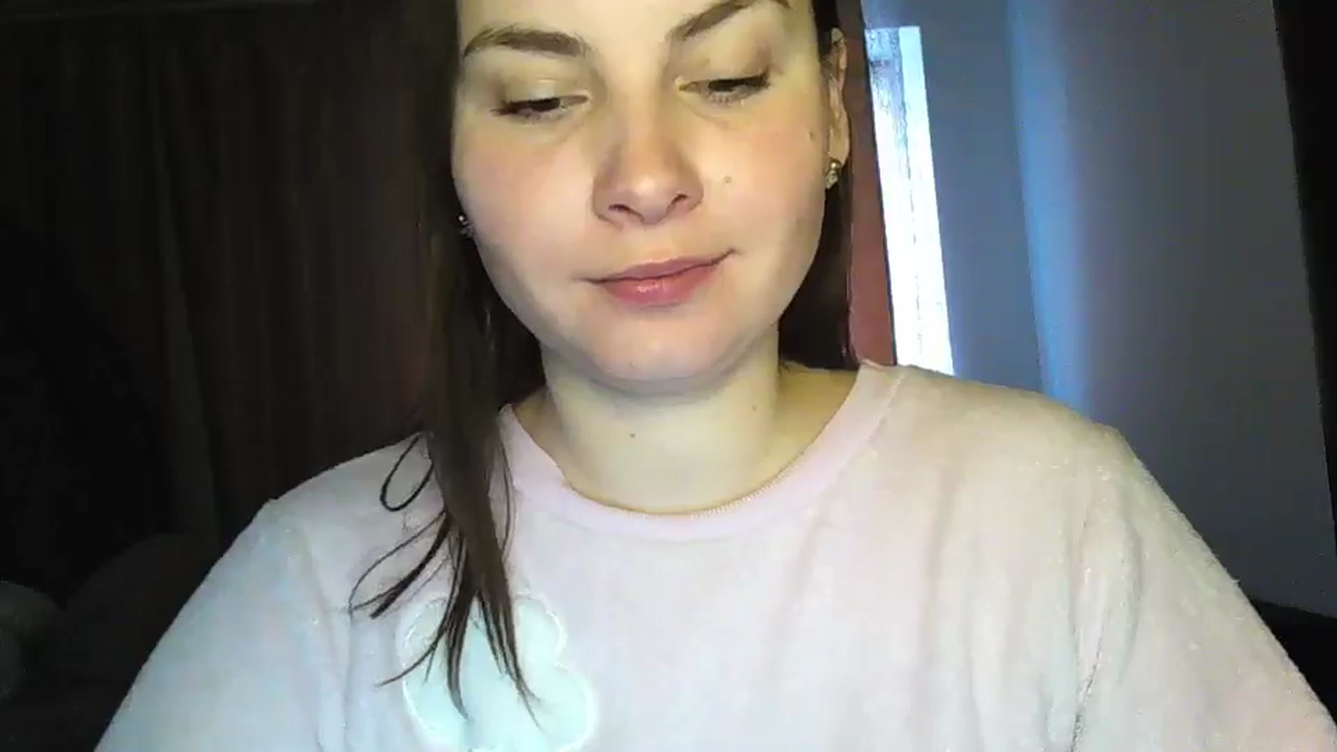Gallery image thumbnail from MisssLove_is's myfreecams stream on, 12/26/2024, 13:13 image 13 of 20