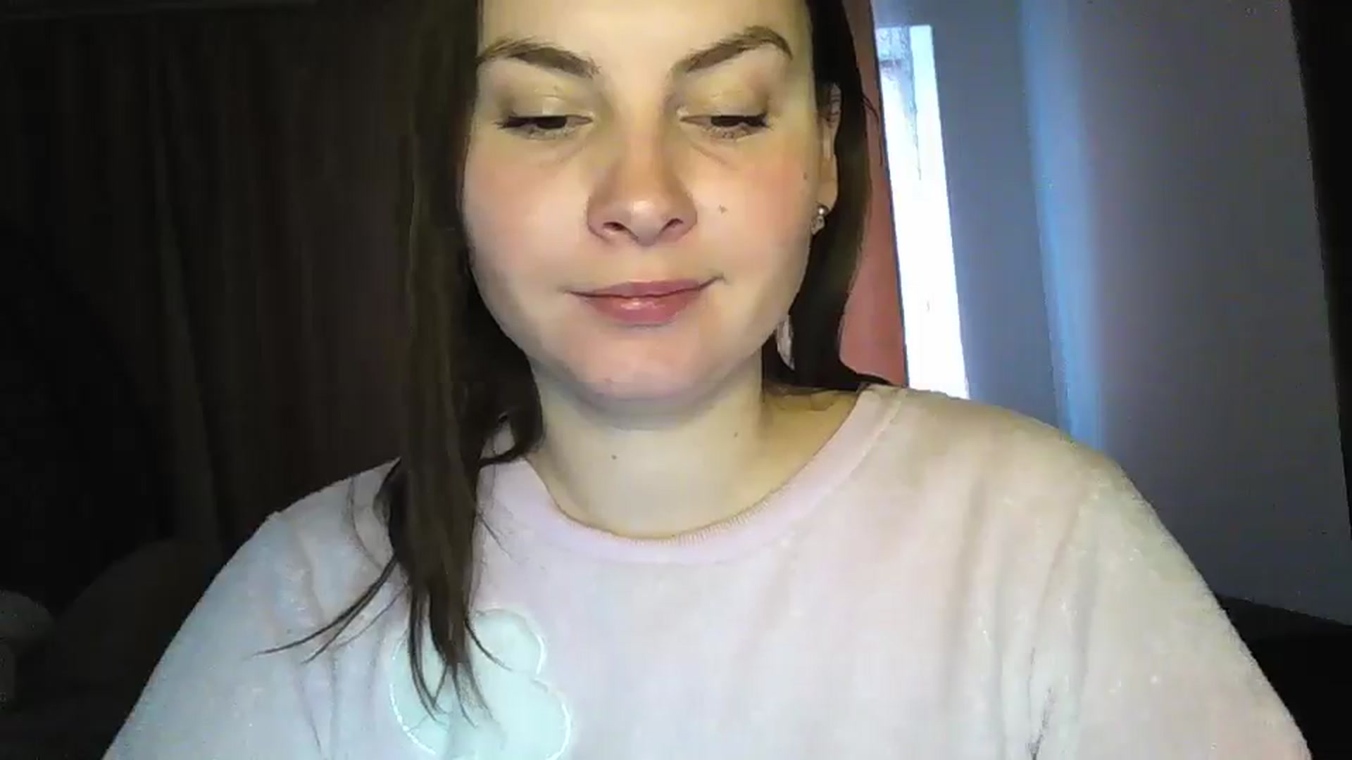 Gallery image thumbnail from MisssLove_is's myfreecams stream on, 12/26/2024, 13:13 image 6 of 20