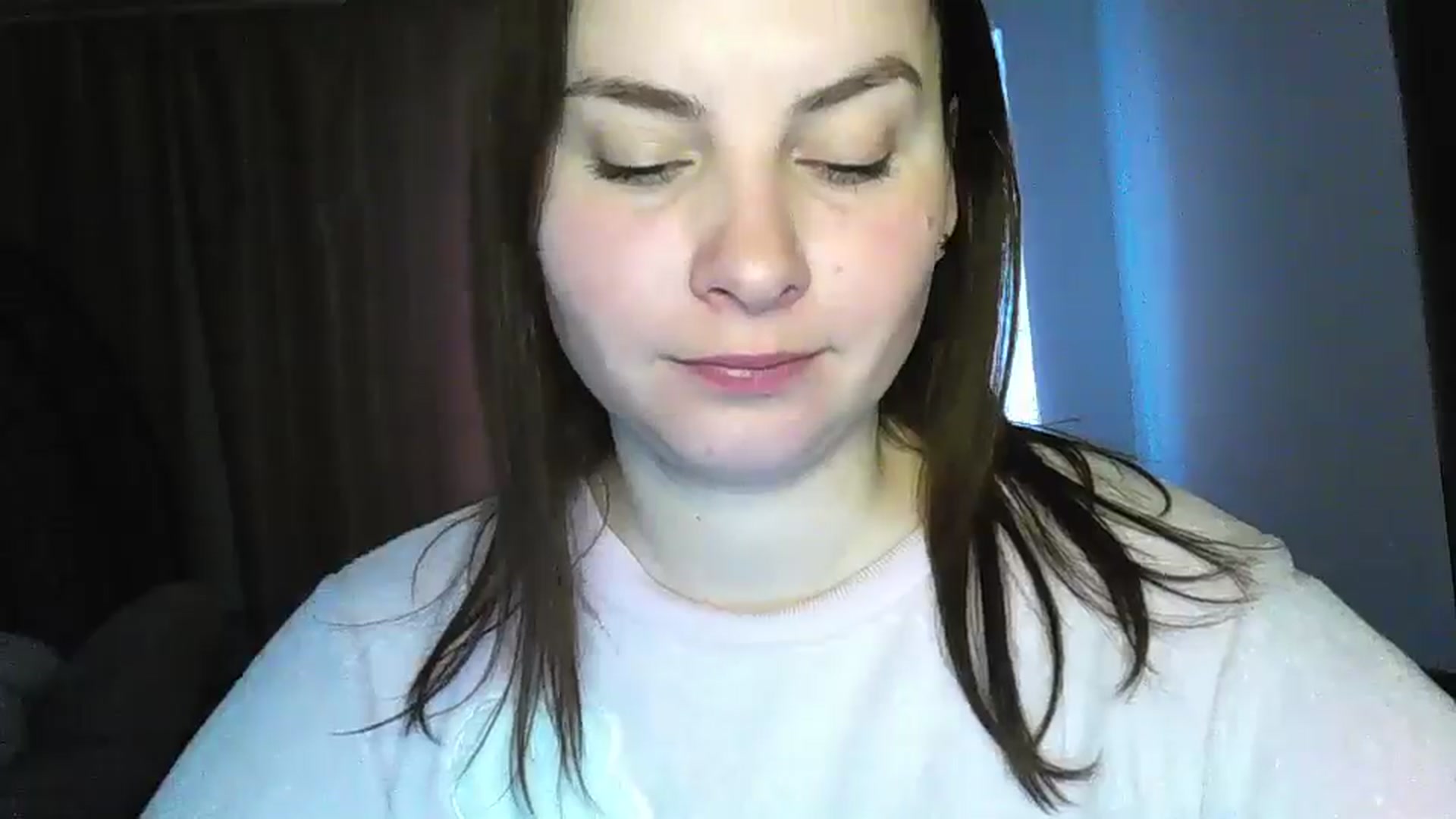 Gallery image thumbnail from MisssLove_is's myfreecams stream on, 12/26/2024, 13:13 image 16 of 20