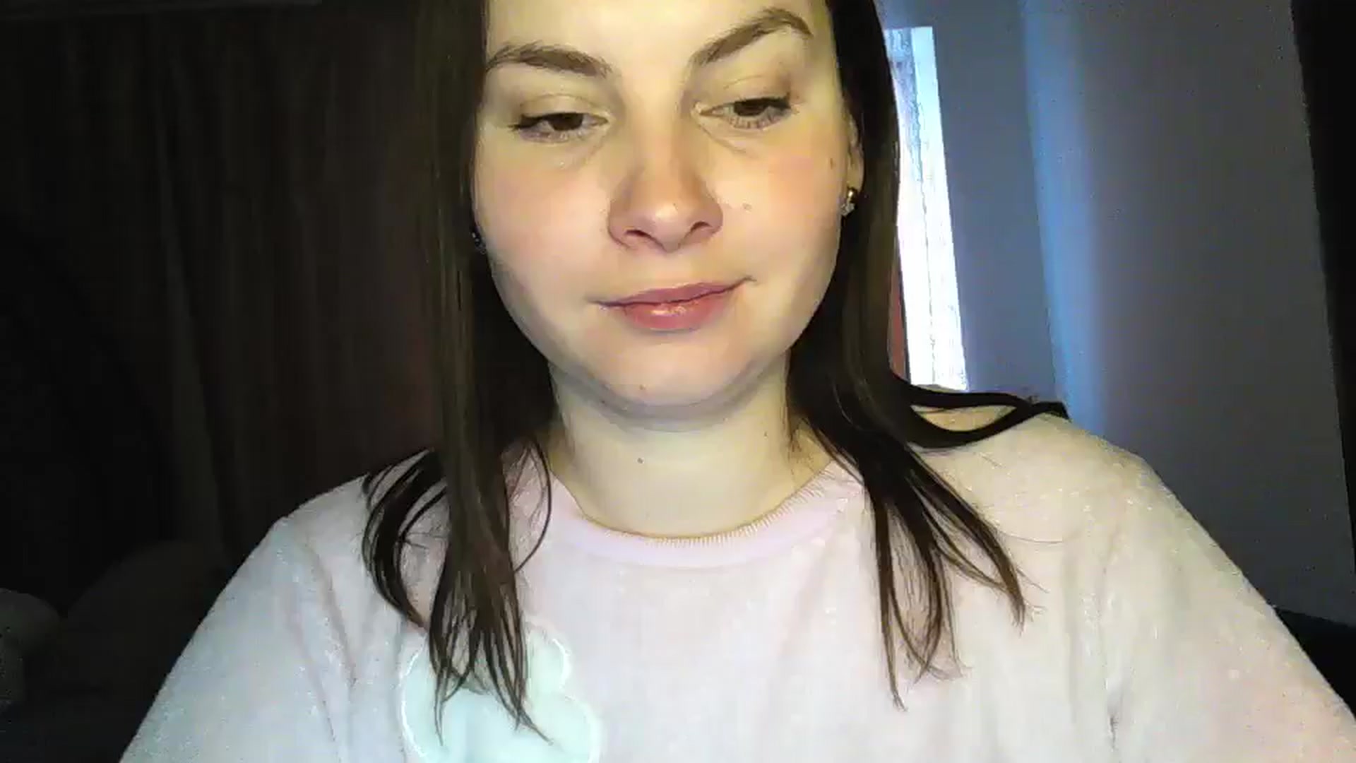 Gallery image thumbnail from MisssLove_is's myfreecams stream on, 12/26/2024, 13:13 image 18 of 20
