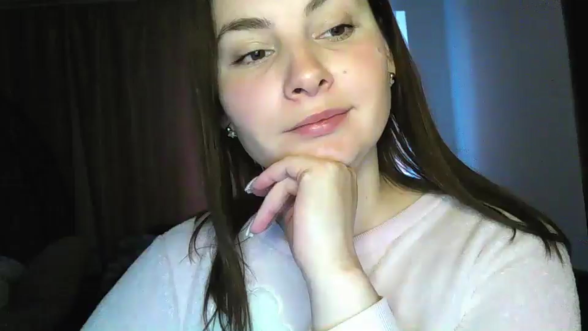 Gallery image thumbnail from MisssLove_is's myfreecams stream on, 12/26/2024, 13:13 image 19 of 20