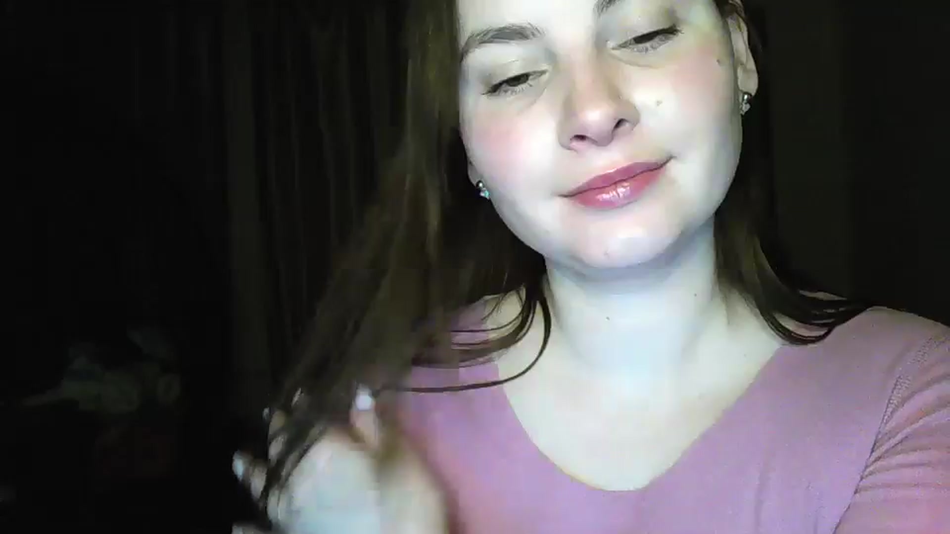 Gallery image thumbnail from MisssLove_is's myfreecams stream on, 01/06/2025, 15:56 image 2 of 20