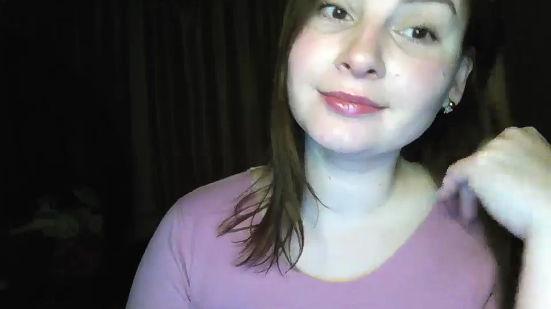 Gallery image thumbnail from MisssLove_is's myfreecams stream on, 01/06/2025, 15:56 image 4 of 20