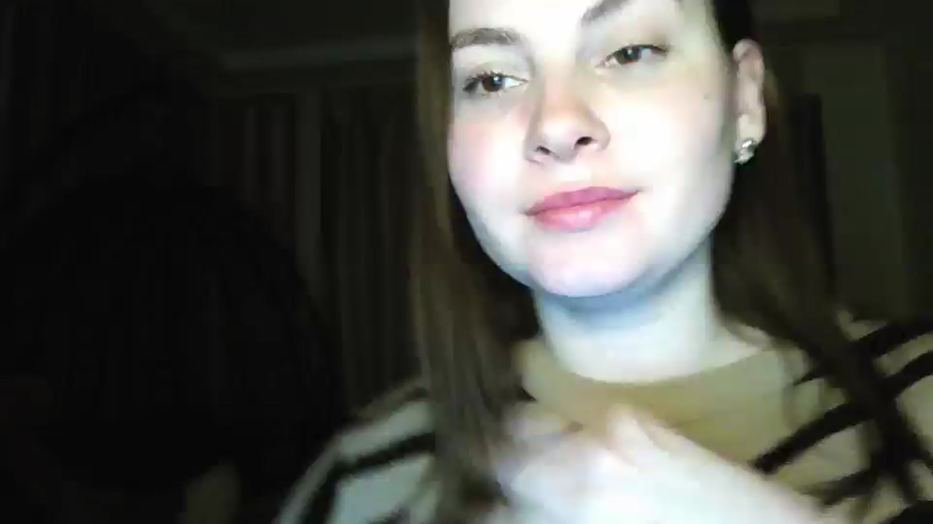 Gallery image thumbnail from MisssLove_is's myfreecams stream on, 01/19/2025, 20:08 image 15 of 20