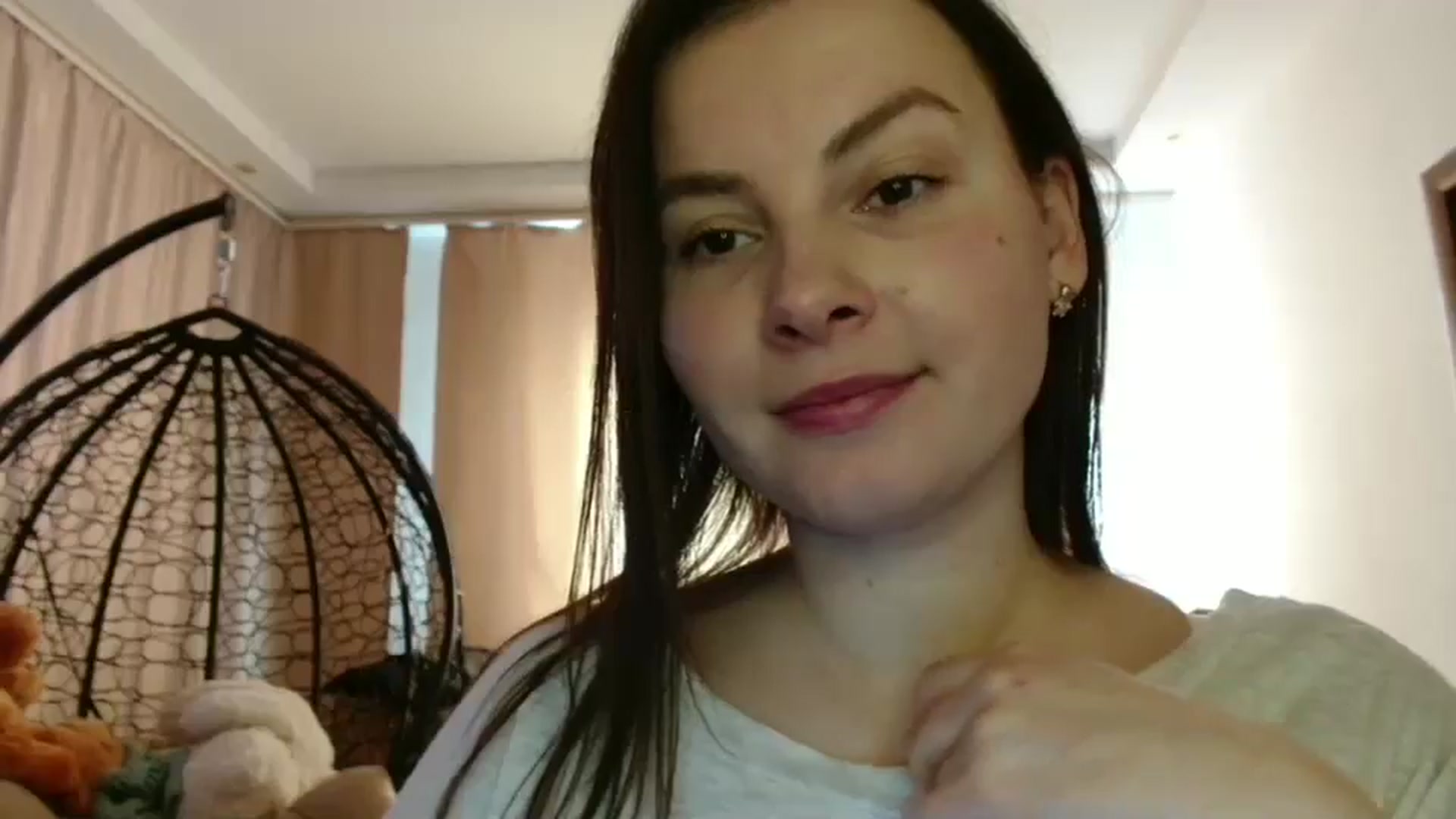 Gallery image thumbnail from MisssLove_is's myfreecams stream on, 01/23/2025, 12:39 image 13 of 20