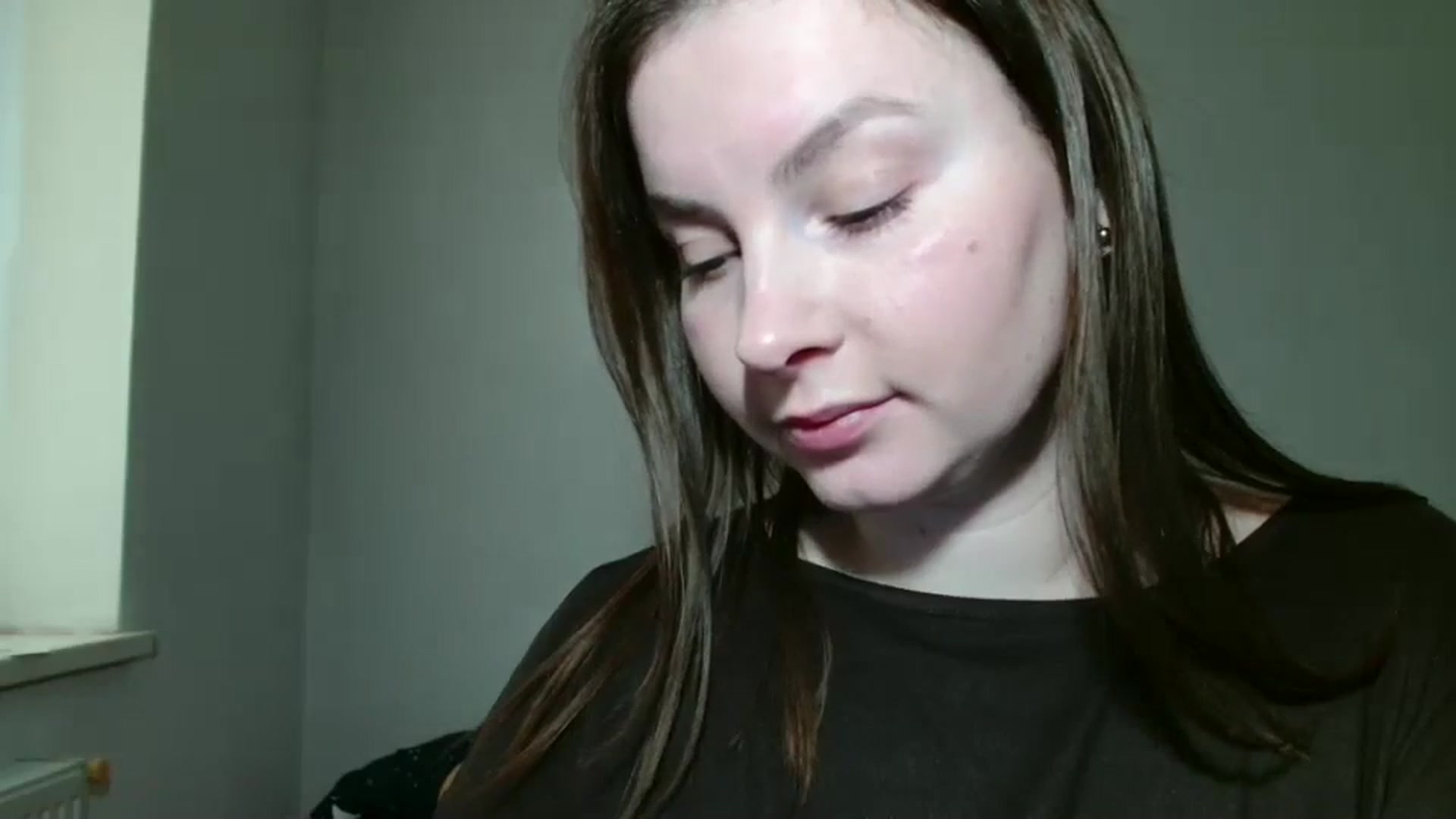 Gallery image thumbnail from MisssLove_is's myfreecams stream on, 02/03/2025, 14:07 image 12 of 20