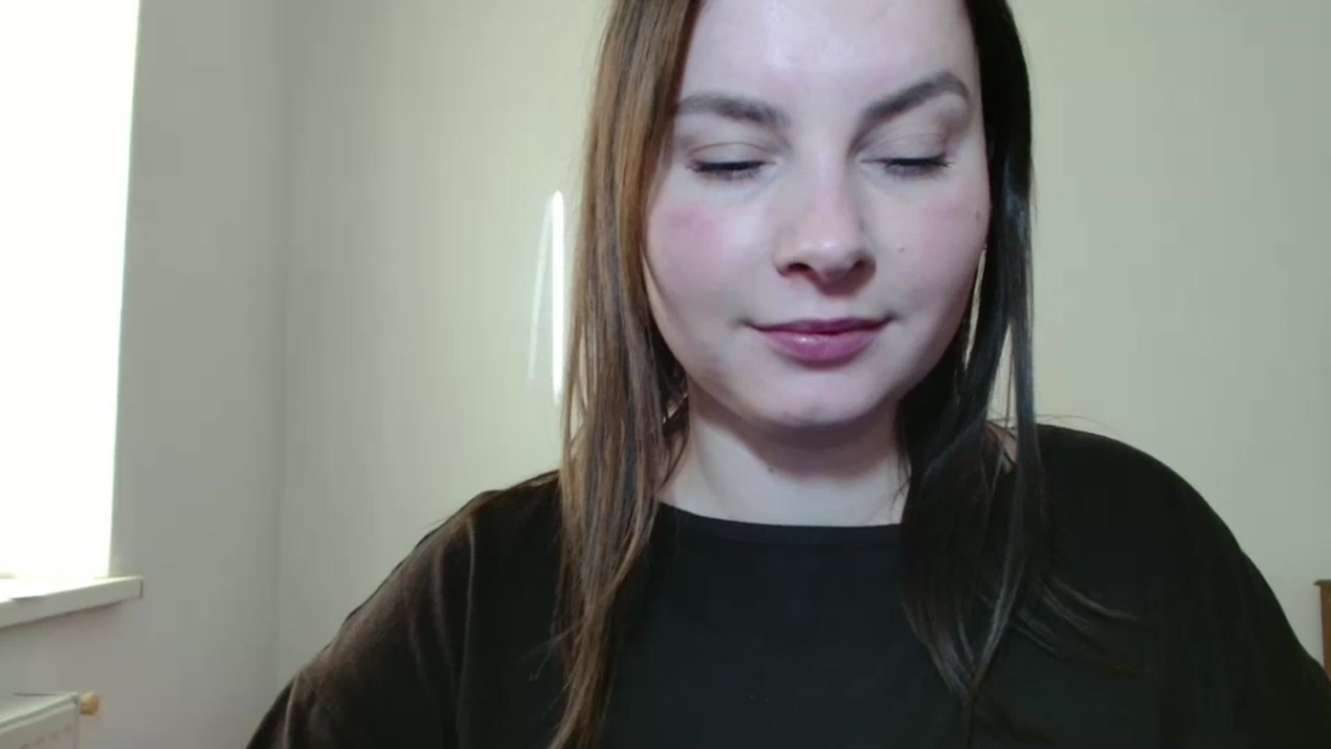 Gallery image thumbnail from MisssLove_is's myfreecams stream on, 02/03/2025, 14:07 image 2 of 20