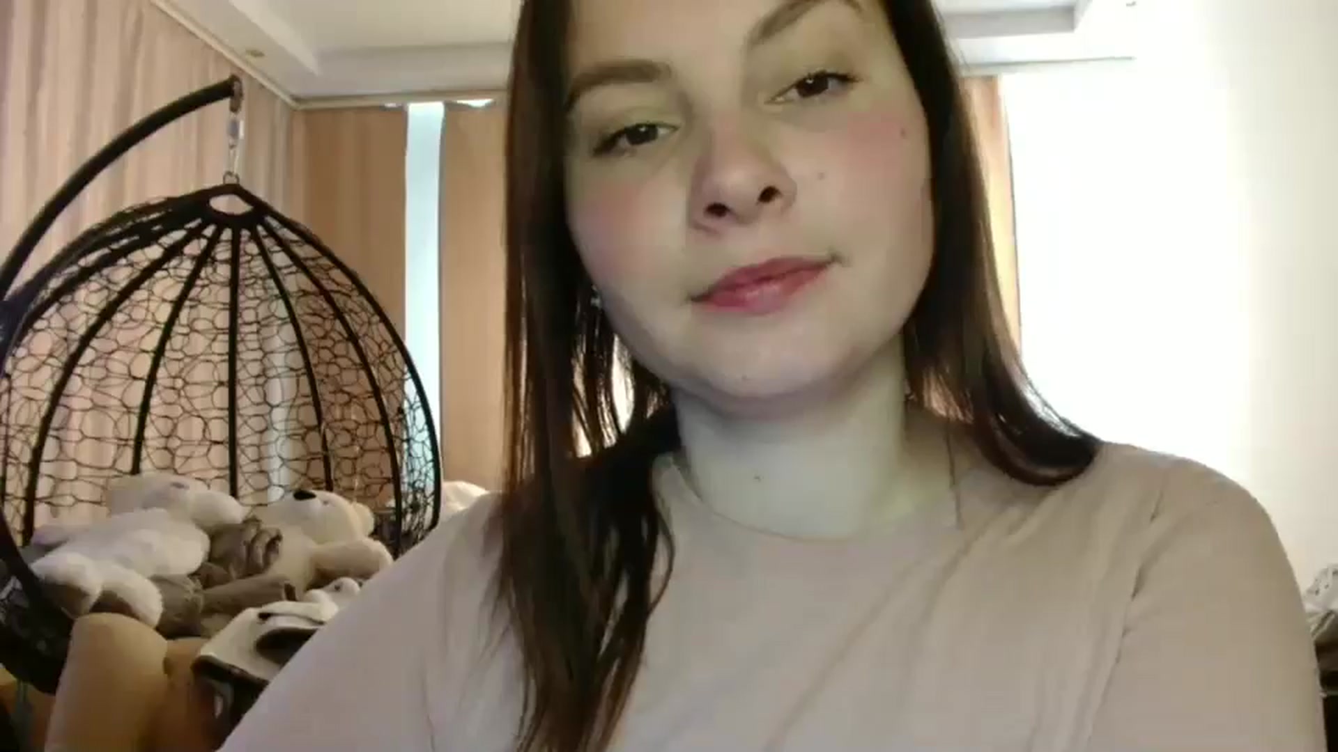 Gallery image thumbnail from MisssLove_is's myfreecams stream on, 02/26/2025, 13:14 image 12 of 20