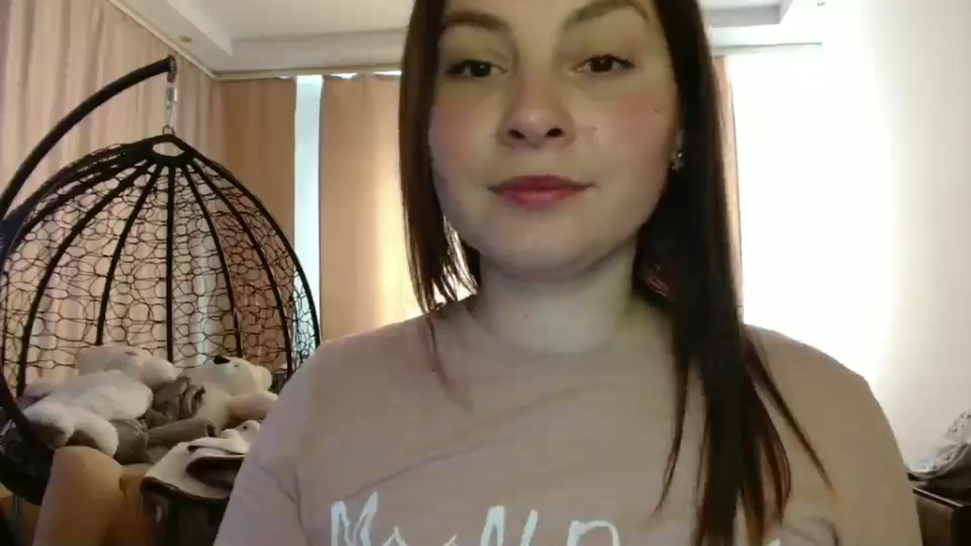 Gallery image thumbnail from MisssLove_is's myfreecams stream on, 02/26/2025, 13:14 image 18 of 20