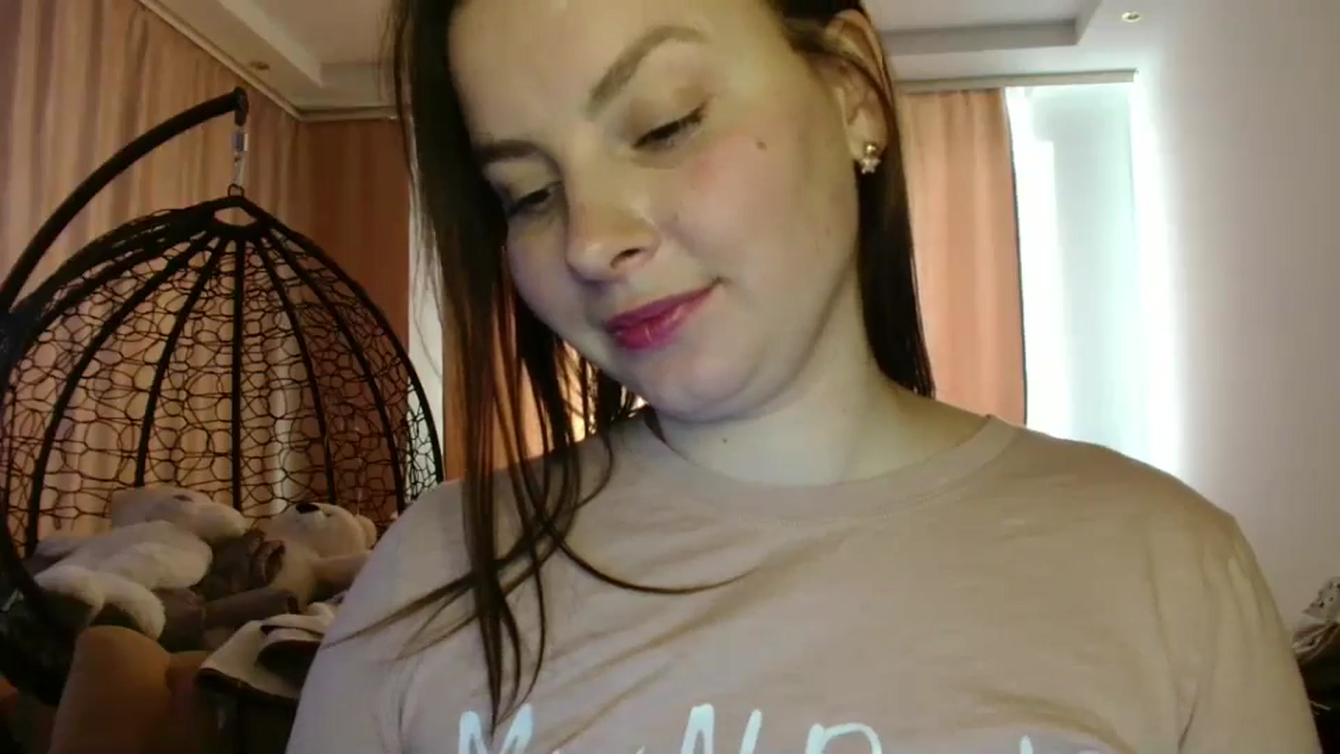 Gallery image thumbnail from MisssLove_is's myfreecams stream on, 02/26/2025, 15:29 image 11 of 20