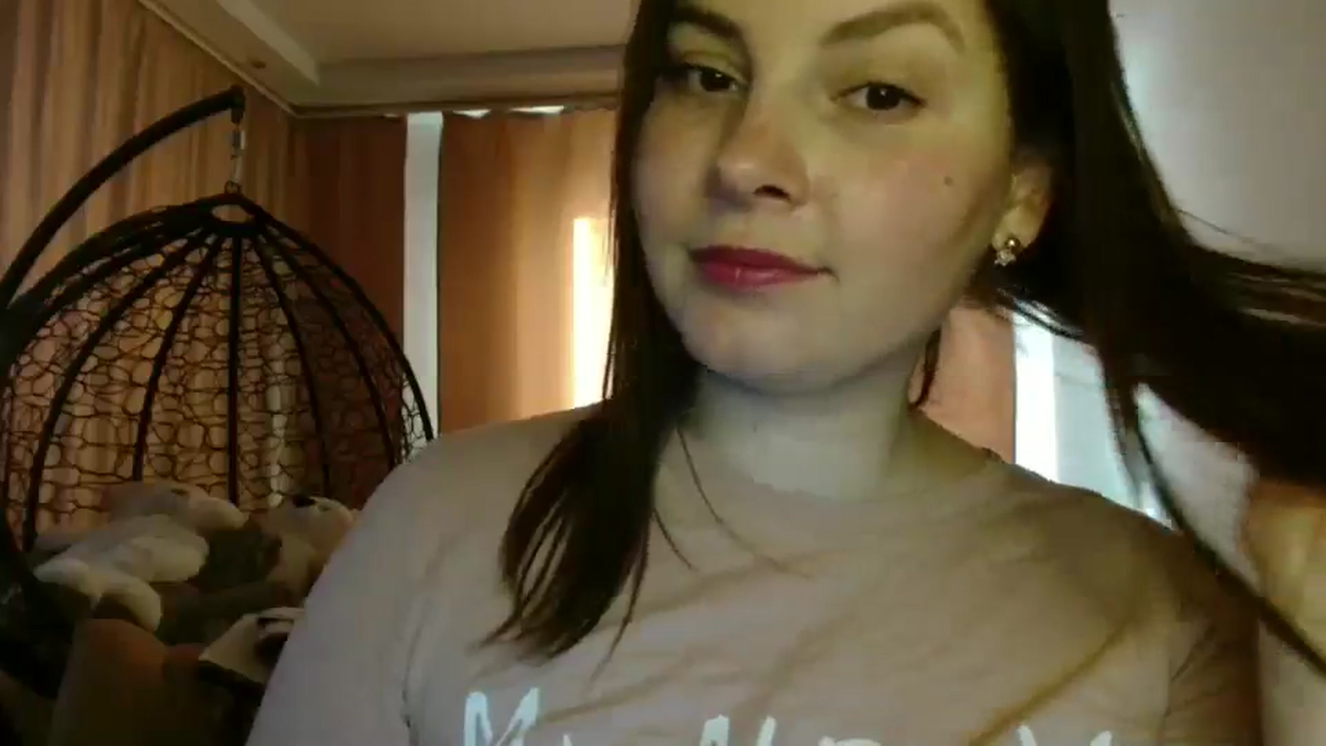 Gallery image thumbnail from MisssLove_is's myfreecams stream on, 02/26/2025, 15:29 image 10 of 20