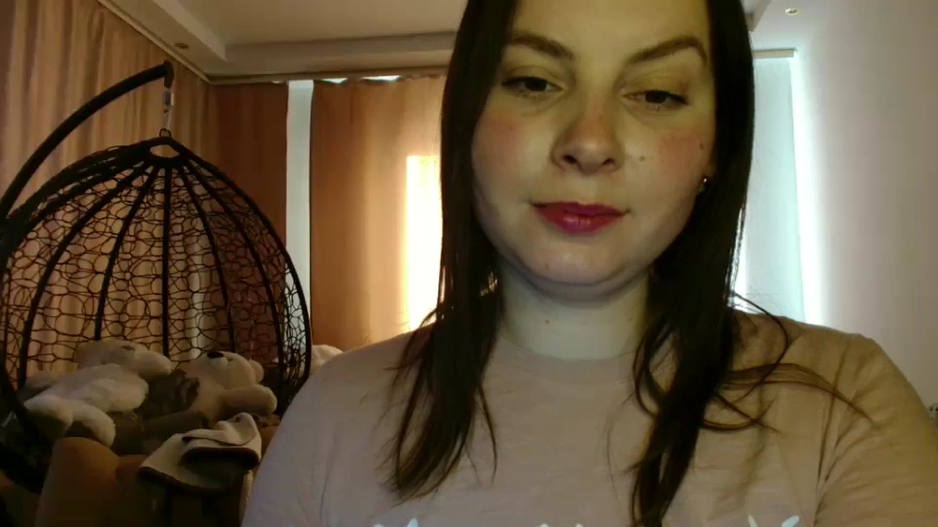Gallery image thumbnail from MisssLove_is's myfreecams stream on, 02/26/2025, 15:29 image 7 of 20