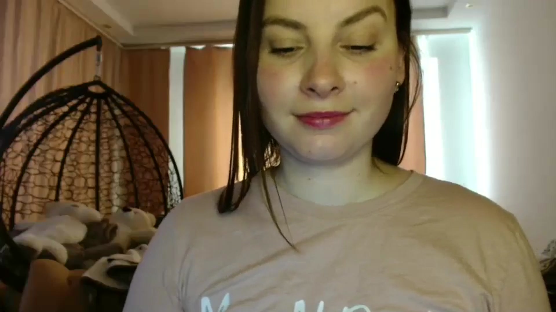 Gallery image thumbnail from MisssLove_is's myfreecams stream on, 02/26/2025, 15:29 image 8 of 20
