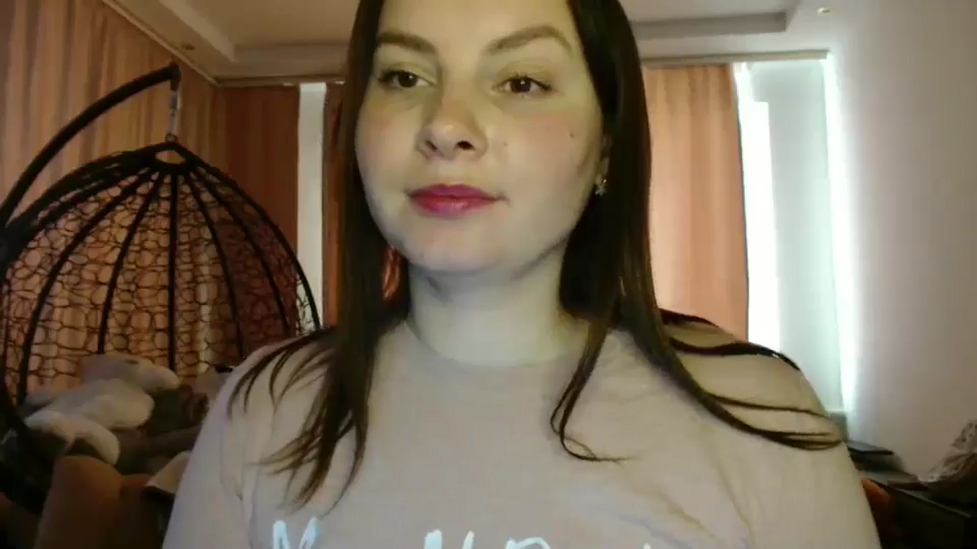 Gallery image thumbnail from MisssLove_is's myfreecams stream on, 02/26/2025, 15:29 image 16 of 20