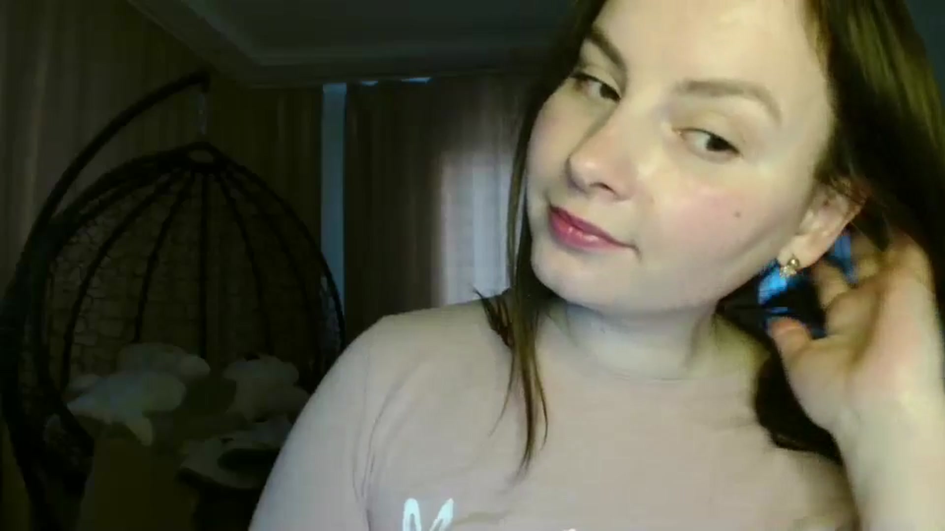 Gallery image thumbnail from MisssLove_is's myfreecams stream on, 02/26/2025, 15:53 image 12 of 20