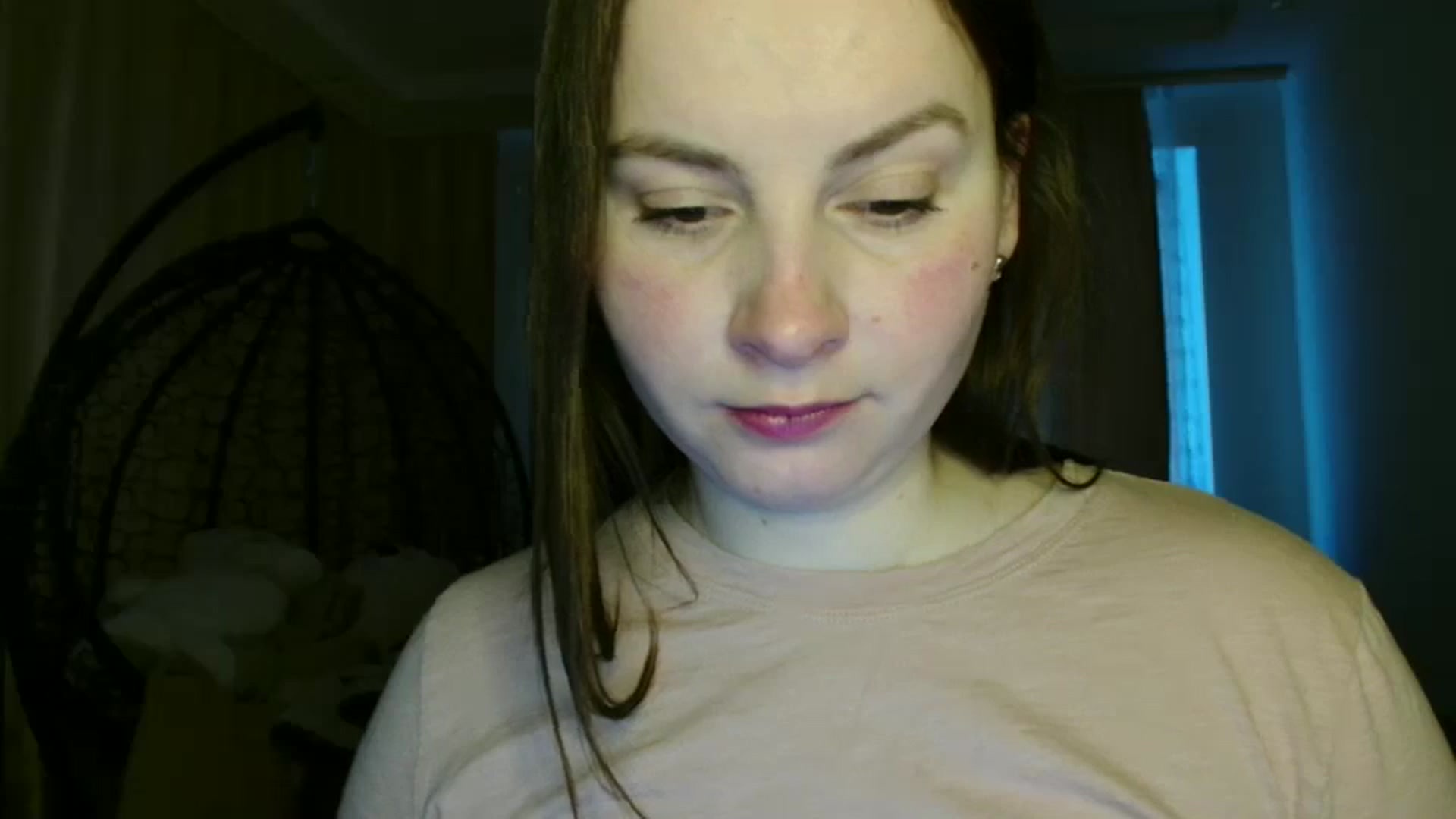 Gallery image thumbnail from MisssLove_is's myfreecams stream on, 02/26/2025, 15:53 image 18 of 20