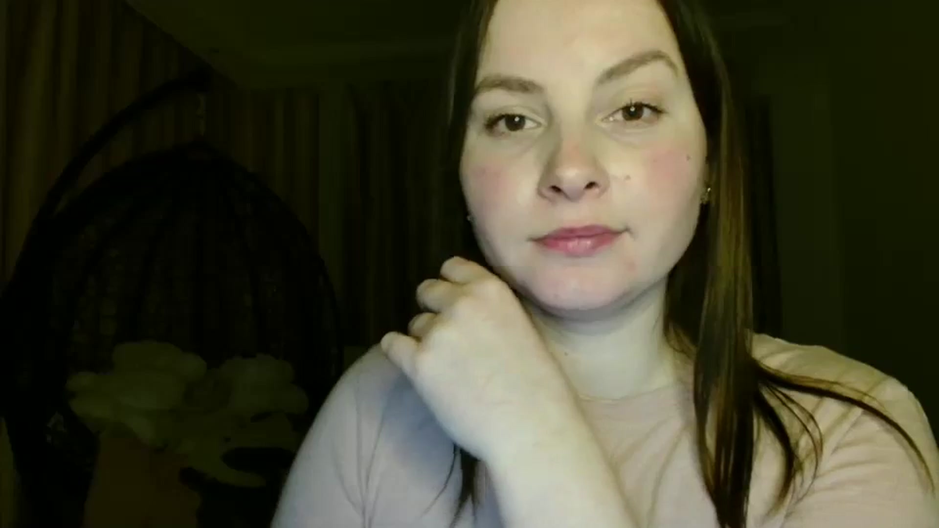 Gallery image thumbnail from MisssLove_is's myfreecams stream on, 02/26/2025, 19:46 image 15 of 20