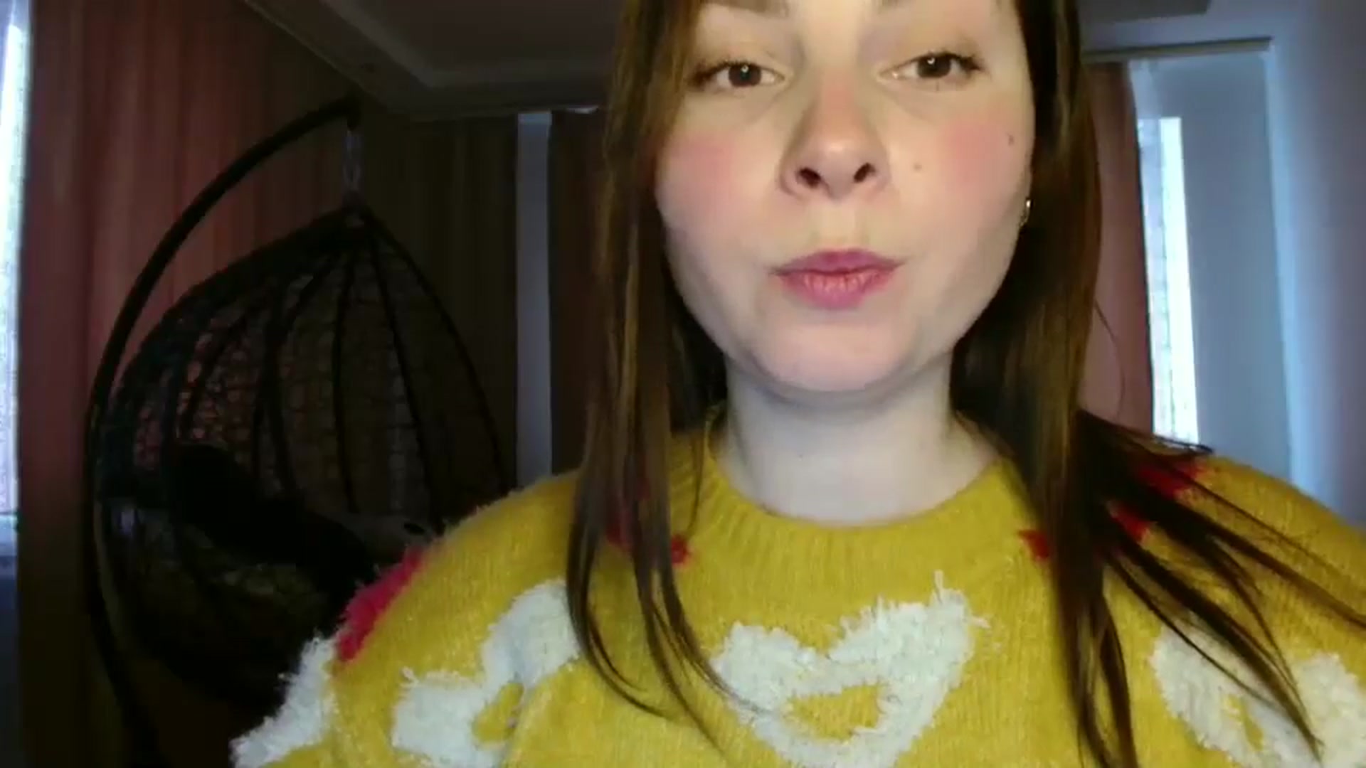 Gallery image thumbnail from MisssLove_is's myfreecams stream on, 03/01/2025, 15:15 image 9 of 20