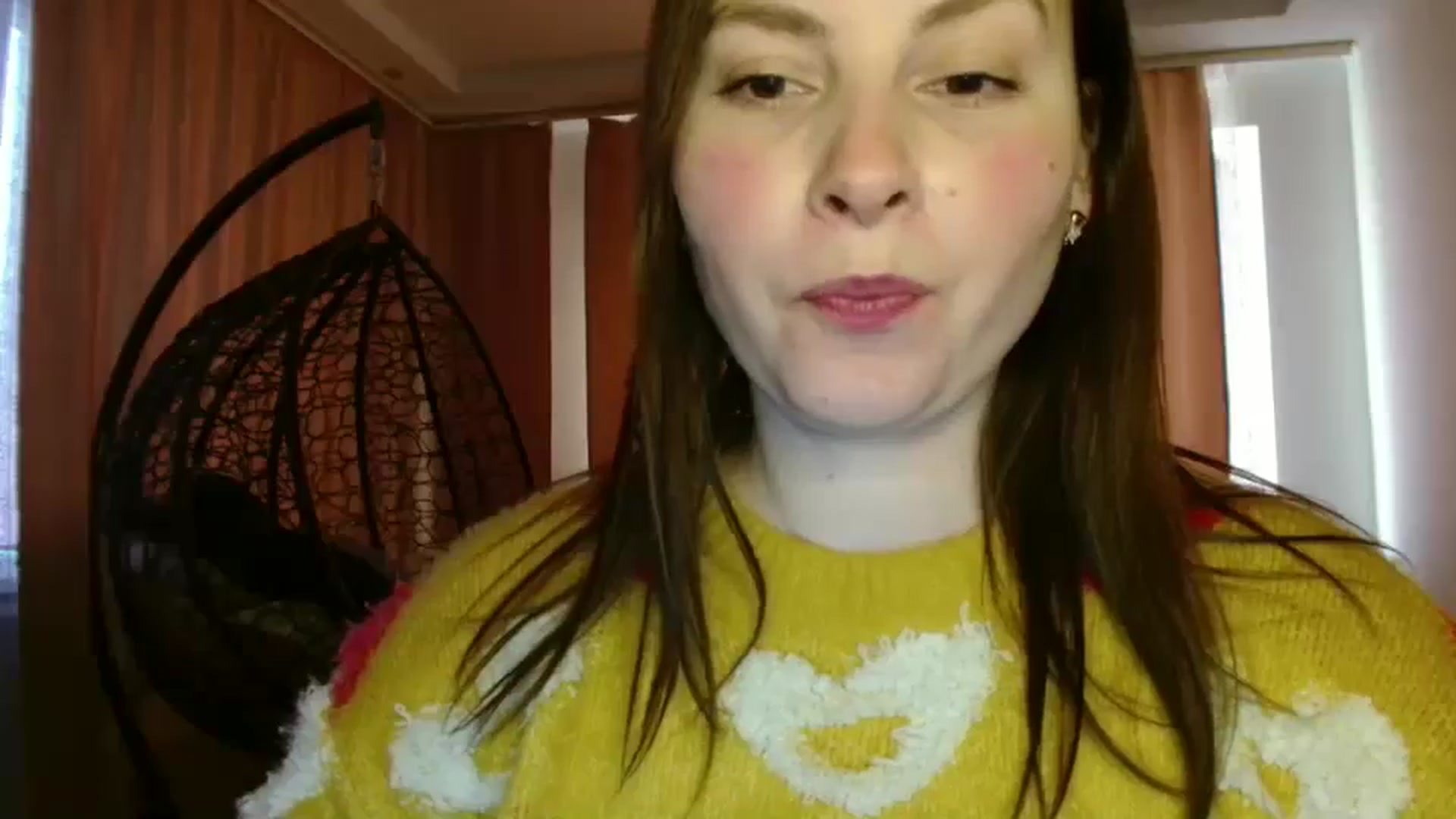 Gallery image thumbnail from MisssLove_is's myfreecams stream on, 03/01/2025, 15:15 image 14 of 20