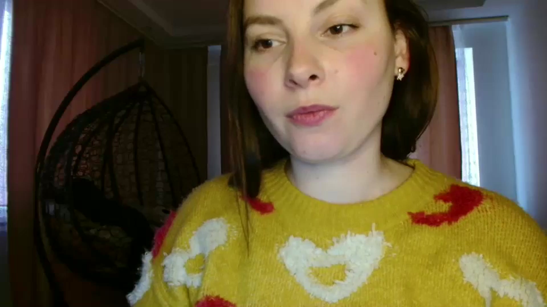 Gallery image thumbnail from MisssLove_is's myfreecams stream on, 03/01/2025, 15:15 image 10 of 20