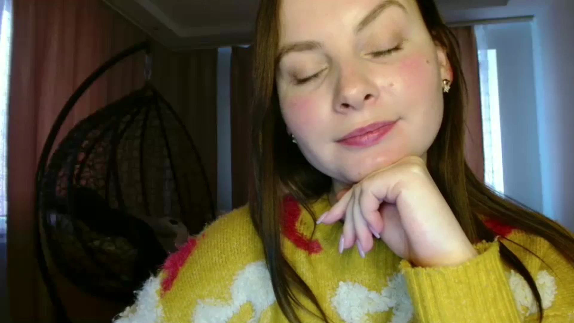 Gallery image thumbnail from MisssLove_is's myfreecams stream on, 03/01/2025, 15:15 image 6 of 20