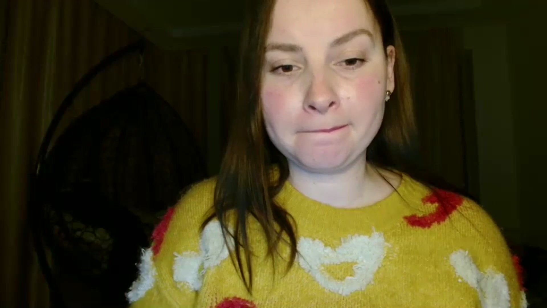 Gallery image thumbnail from MisssLove_is's myfreecams stream on, 03/01/2025, 17:42 image 16 of 20