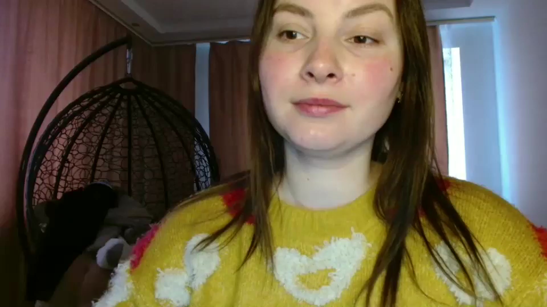 Gallery image thumbnail from MisssLove_is's myfreecams stream on, 03/02/2025, 11:58 image 7 of 20