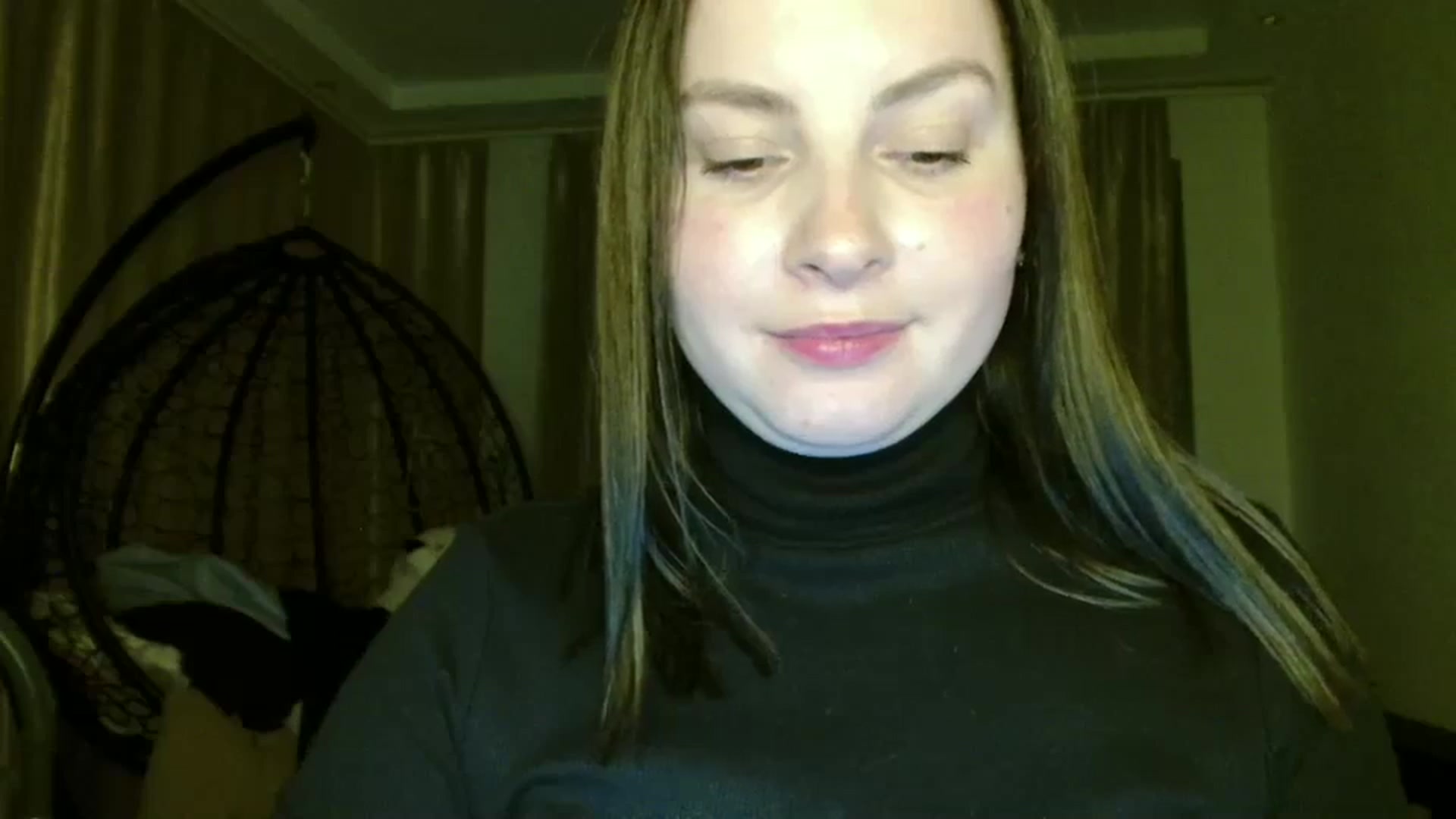 Gallery image thumbnail from MisssLove_is's myfreecams stream on, 03/05/2025, 17:50 image 20 of 20