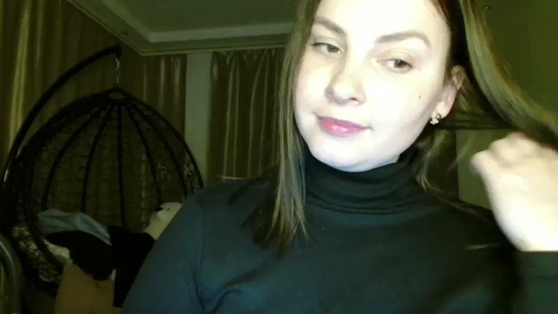Gallery image thumbnail from MisssLove_is's myfreecams stream on, 03/05/2025, 17:50 image 6 of 20