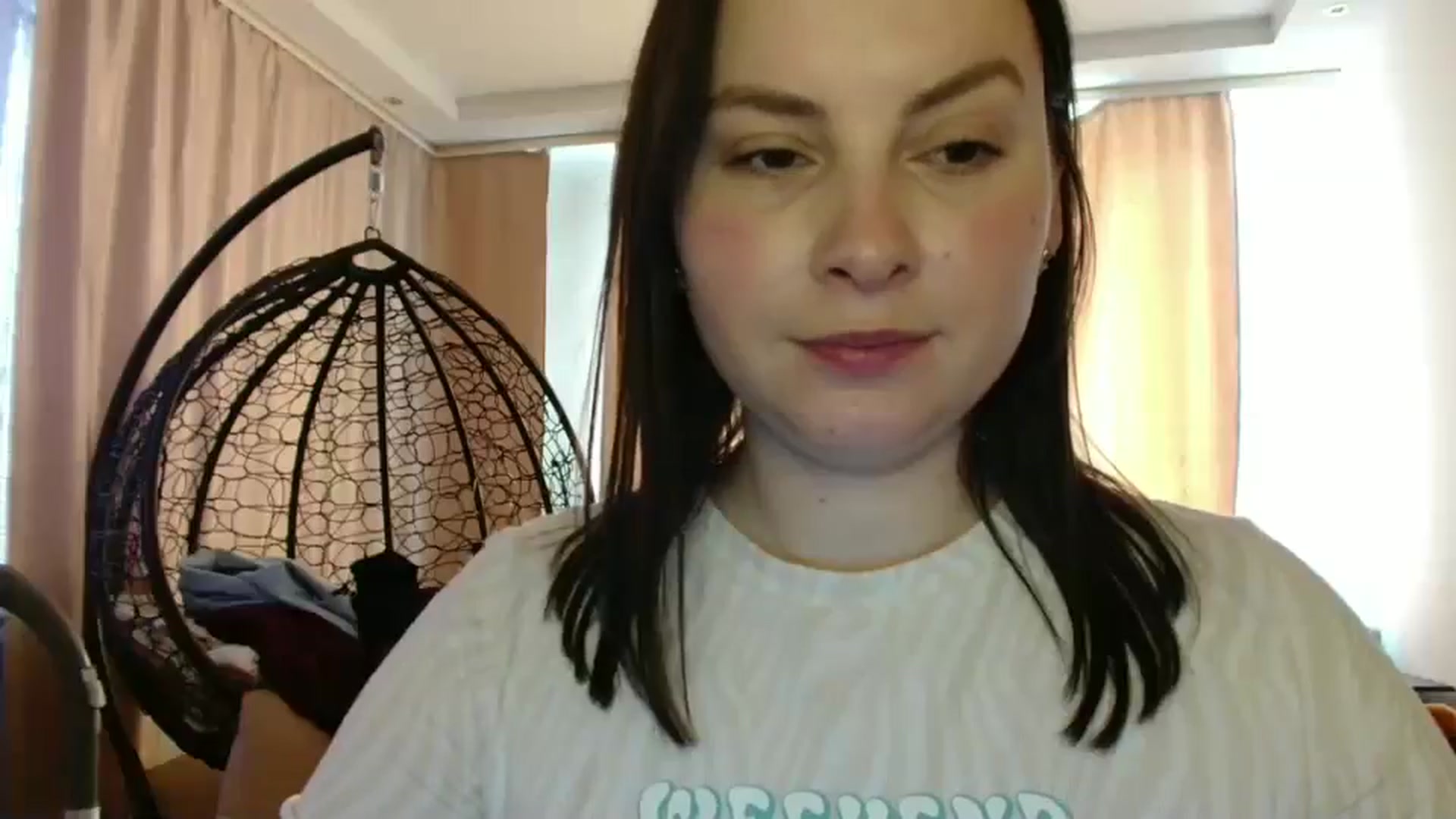 Gallery image thumbnail from MisssLove_is's myfreecams stream on, 03/06/2025, 14:06 image 18 of 20