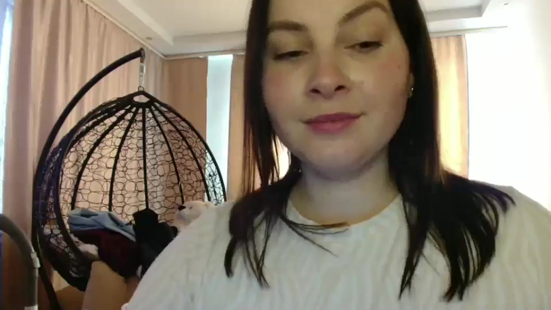 Gallery image thumbnail from MisssLove_is's myfreecams stream on, 03/06/2025, 14:06 image 2 of 20