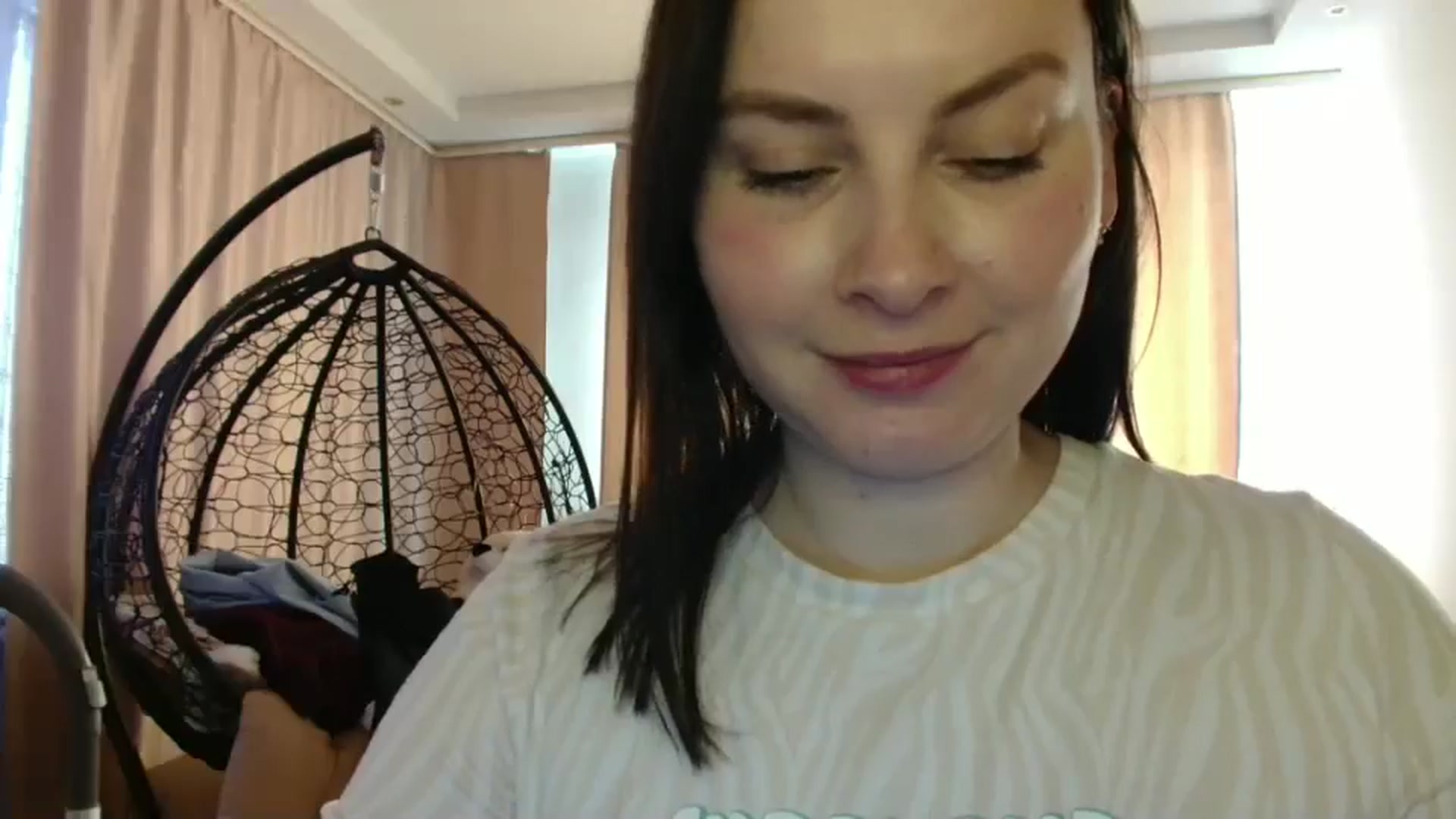 Gallery image thumbnail from MisssLove_is's myfreecams stream on, 03/06/2025, 14:06 image 9 of 20
