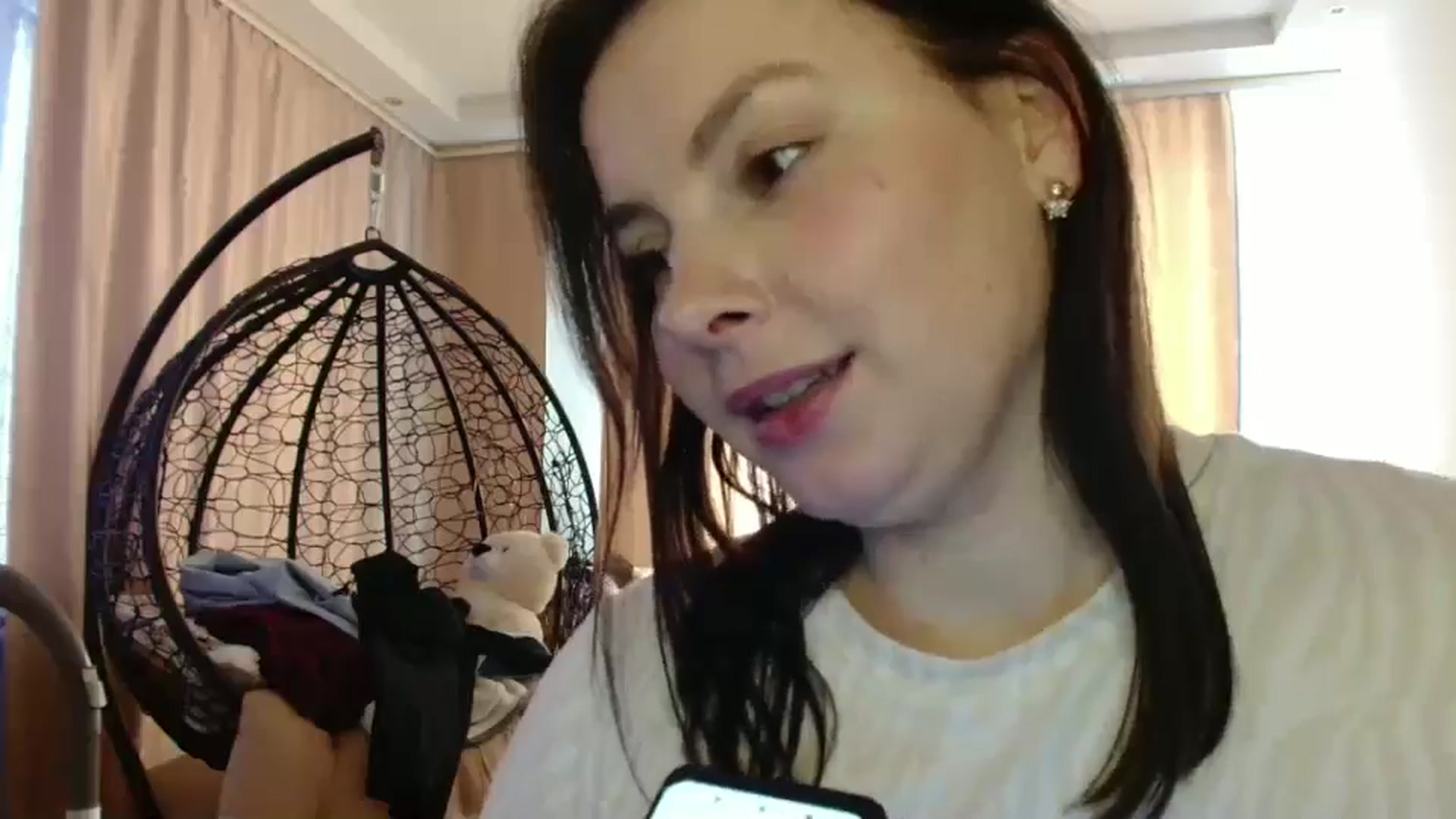 Gallery image thumbnail from MisssLove_is's myfreecams stream on, 03/06/2025, 14:06 image 11 of 20