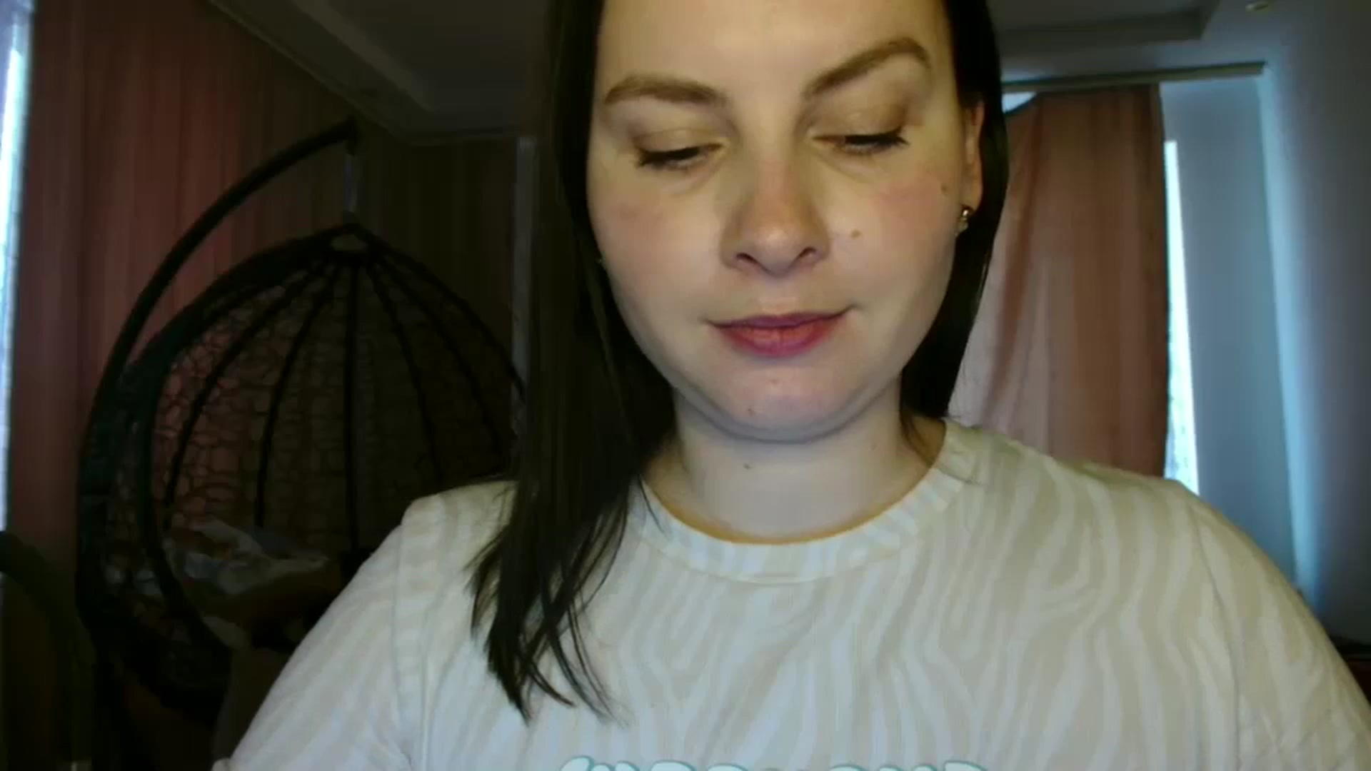 Gallery image thumbnail from MisssLove_is's myfreecams stream on, 03/06/2025, 15:48 image 11 of 20