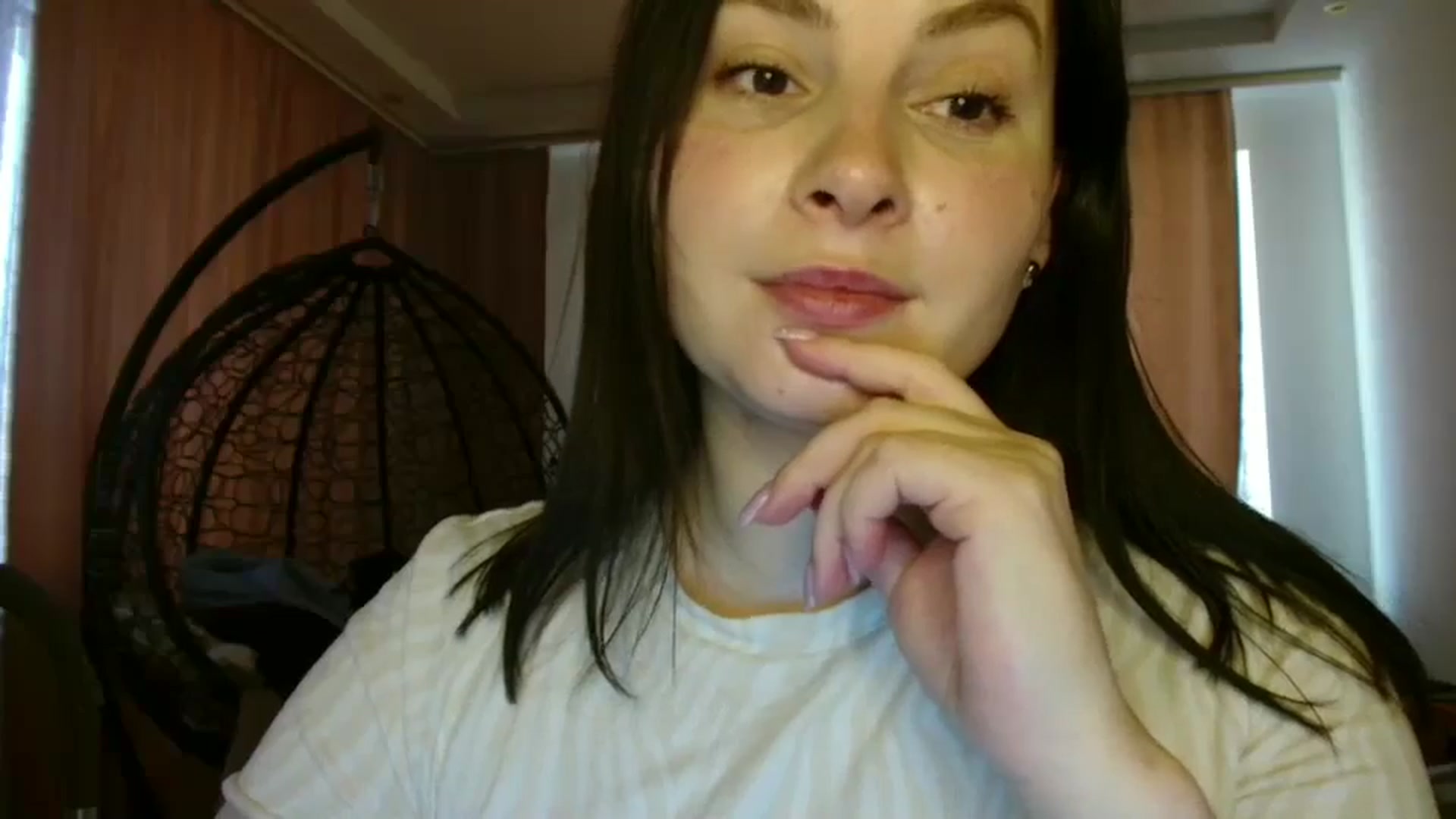 Gallery image thumbnail from MisssLove_is's myfreecams stream on, 03/06/2025, 15:48 image 3 of 20