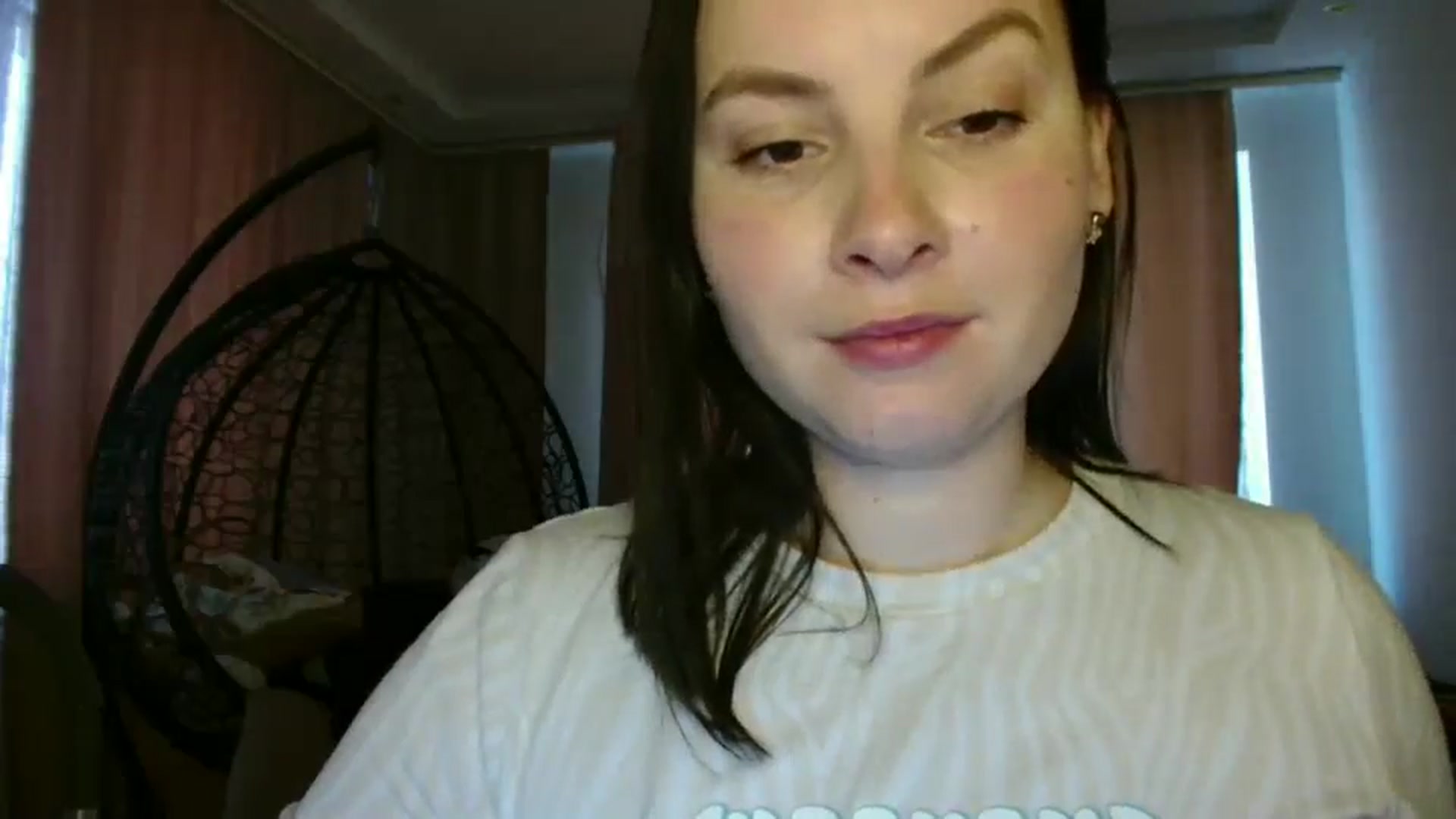 Gallery image thumbnail from MisssLove_is's myfreecams stream on, 03/06/2025, 15:48 image 14 of 20