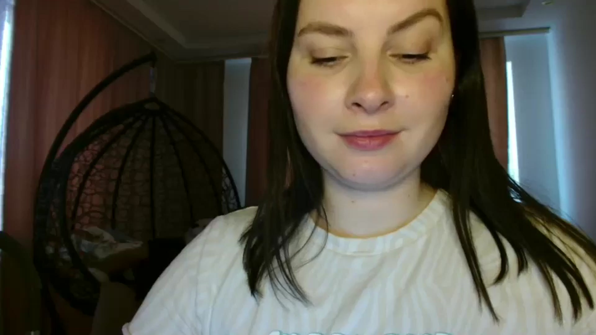 Gallery image thumbnail from MisssLove_is's myfreecams stream on, 03/06/2025, 15:48 image 12 of 20