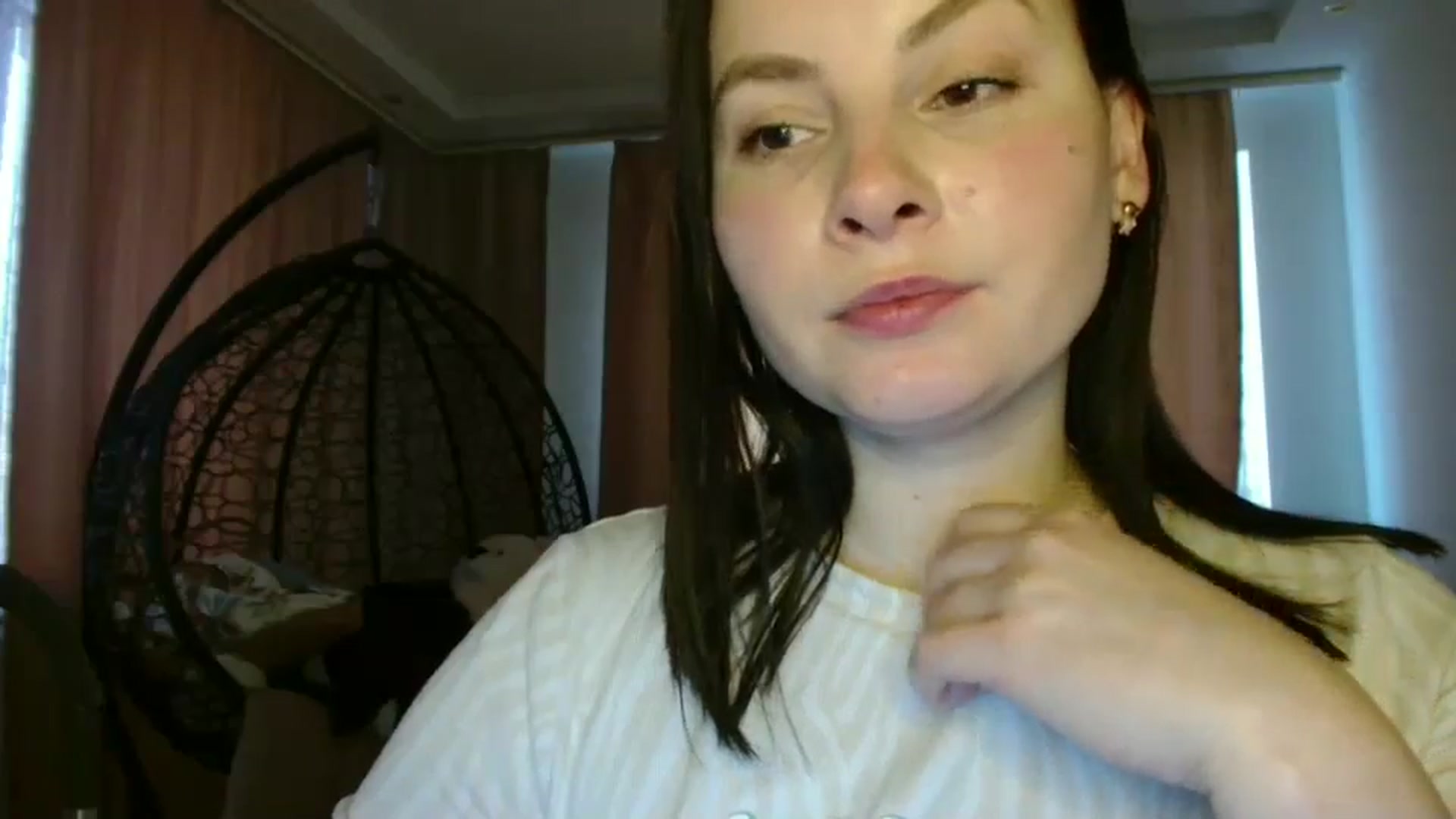 Gallery image thumbnail from MisssLove_is's myfreecams stream on, 03/06/2025, 15:48 image 15 of 20