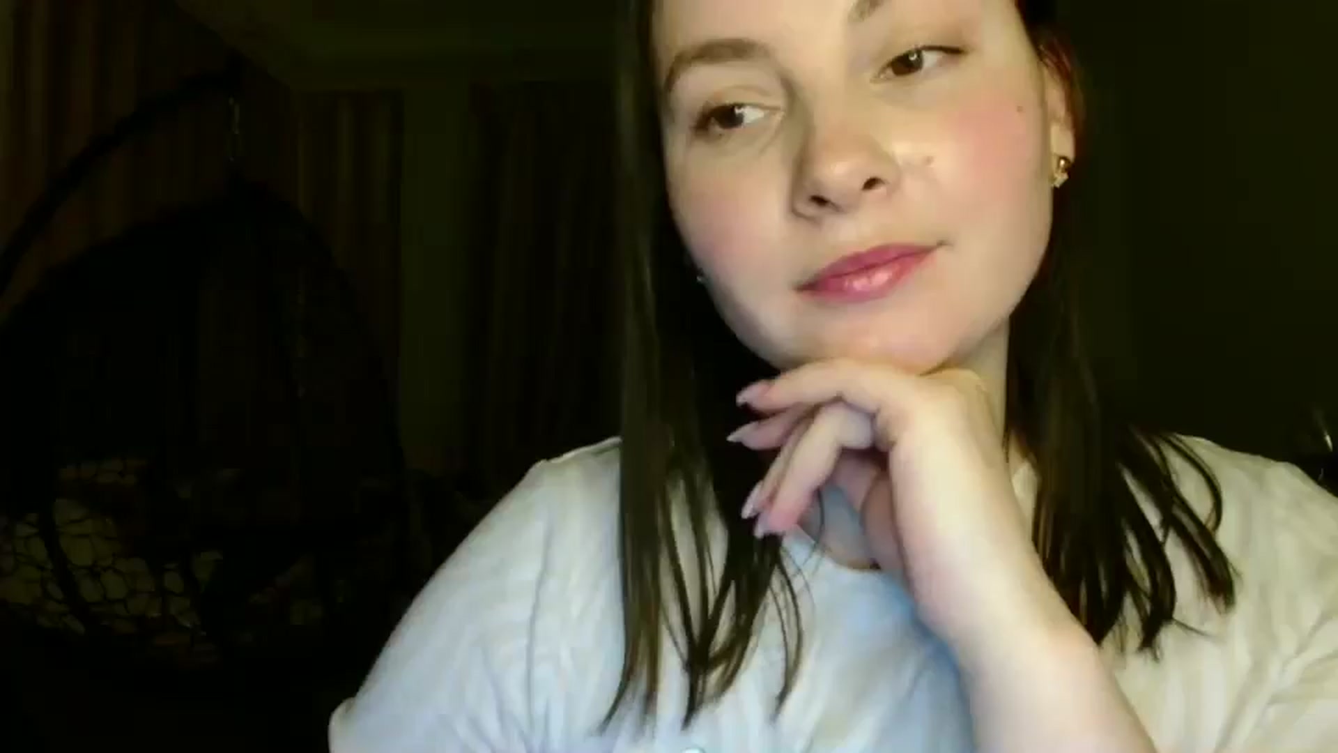 Gallery image thumbnail from MisssLove_is's myfreecams stream on, 03/08/2025, 18:42 image 16 of 20