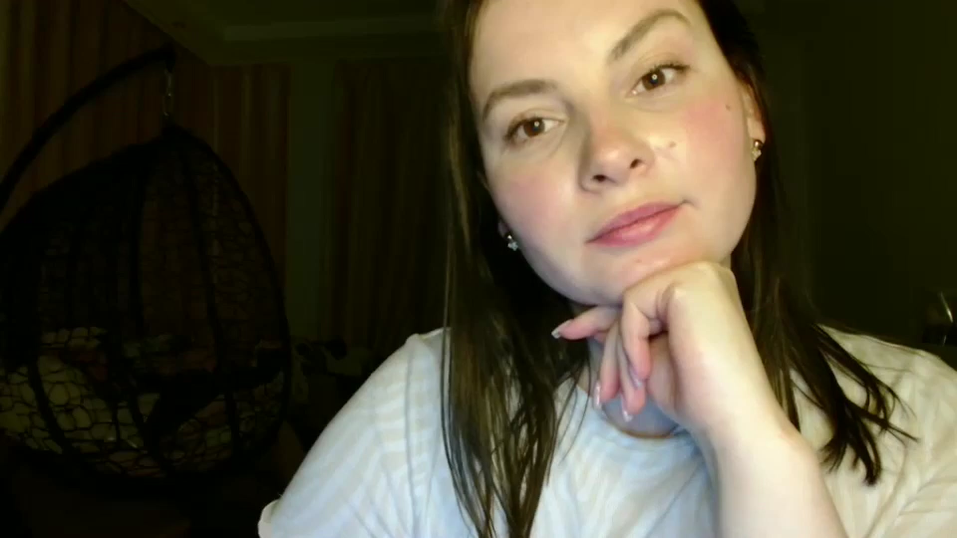 Gallery image thumbnail from MisssLove_is's myfreecams stream on, 03/08/2025, 18:42 image 7 of 20