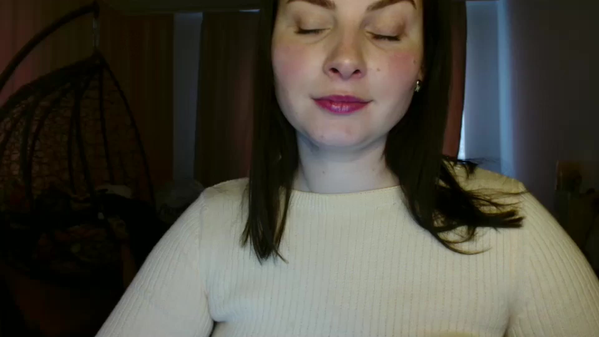 Gallery image thumbnail from MisssLove_is's myfreecams stream on, 03/14/2025, 15:36 image 1 of 20