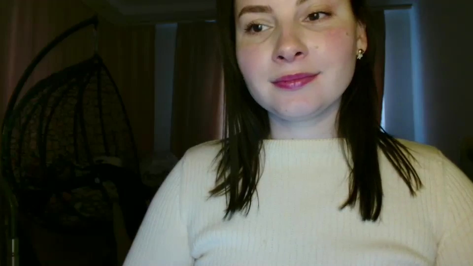 Gallery image thumbnail from MisssLove_is's myfreecams stream on, 03/14/2025, 15:36 image 18 of 20