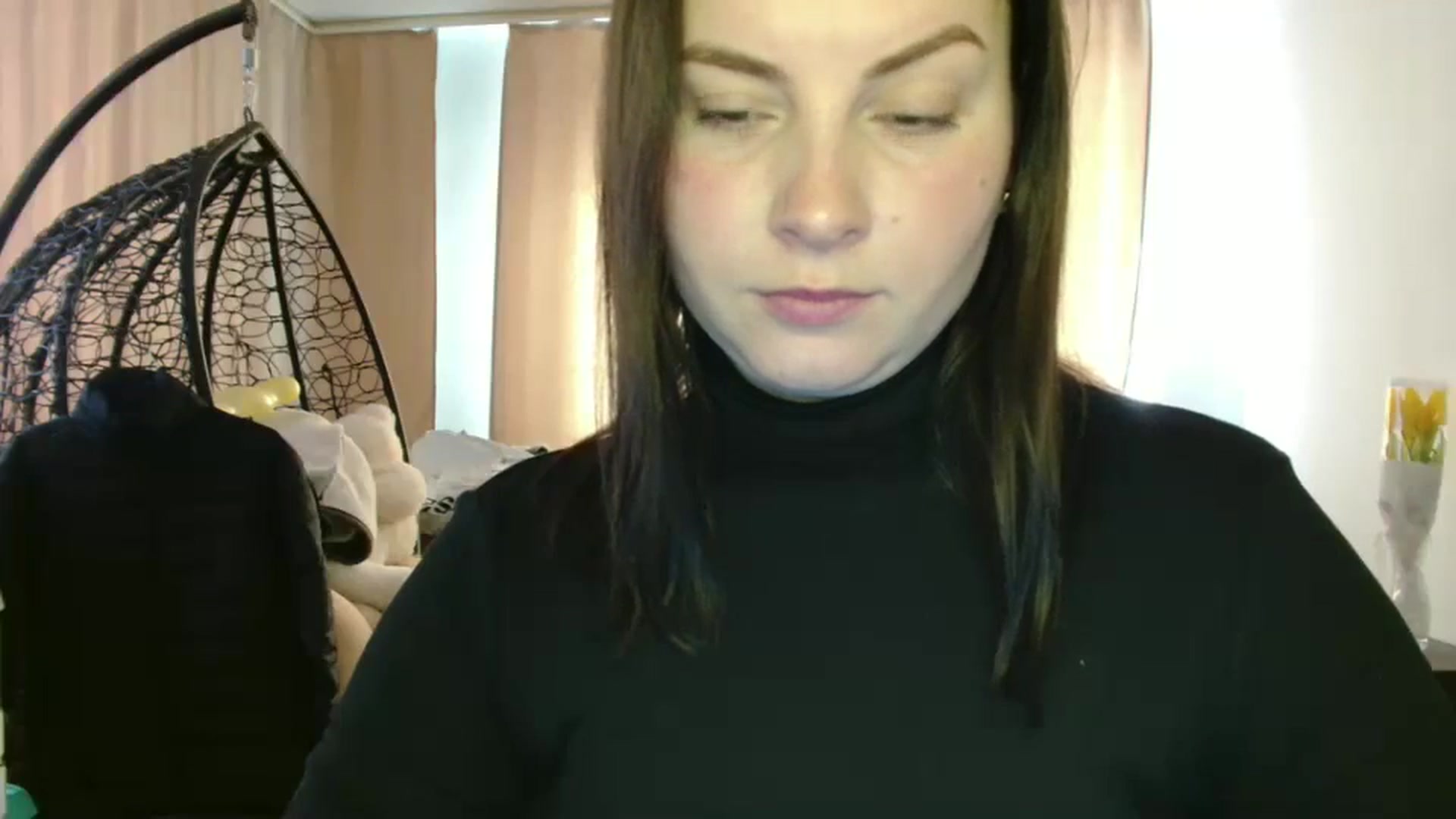 Gallery image thumbnail from MisssLove_is's myfreecams stream on, 03/18/2025, 14:09 image 5 of 20