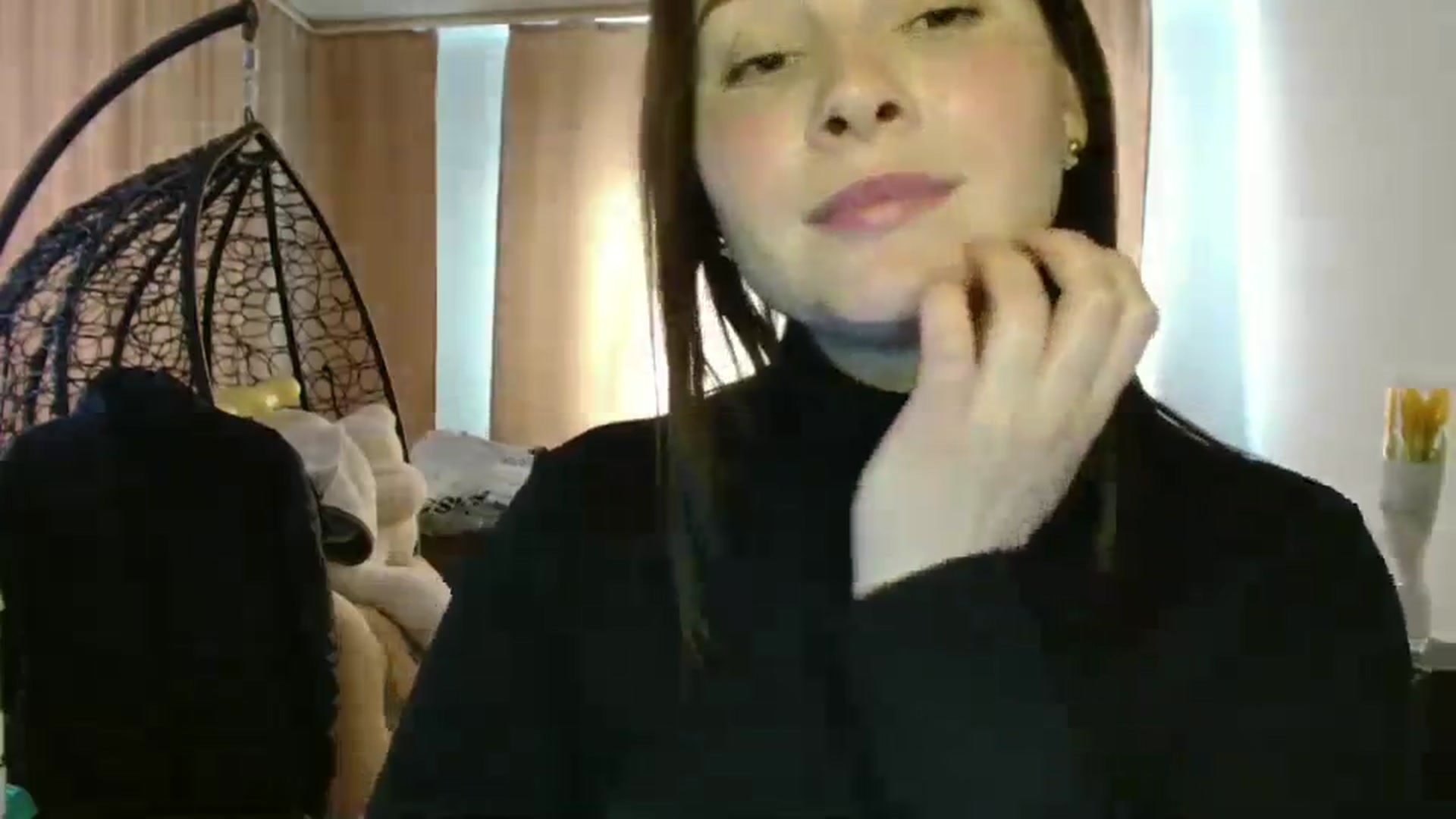 Gallery image thumbnail from MisssLove_is's myfreecams stream on, 03/18/2025, 14:09 image 19 of 20