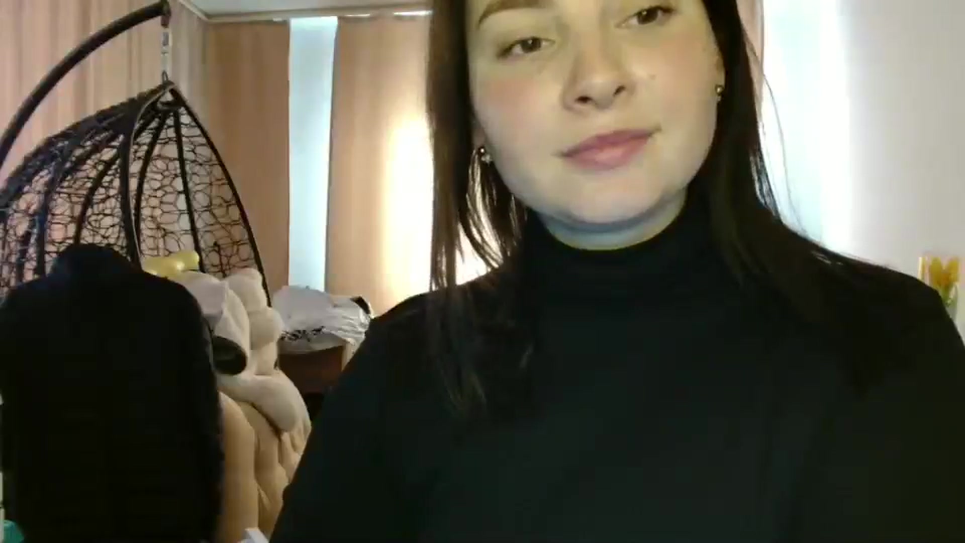 Gallery image thumbnail from MisssLove_is's myfreecams stream on, 03/18/2025, 14:09 image 12 of 20
