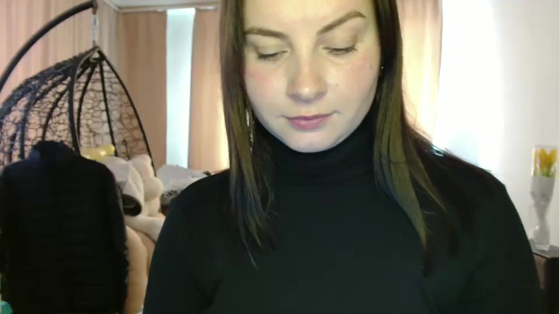 Gallery image thumbnail from MisssLove_is's myfreecams stream on, 03/18/2025, 14:09 image 7 of 20