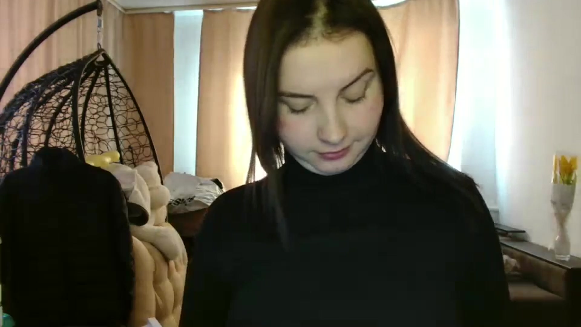 Gallery image thumbnail from MisssLove_is's myfreecams stream on, 03/18/2025, 14:09 image 10 of 20